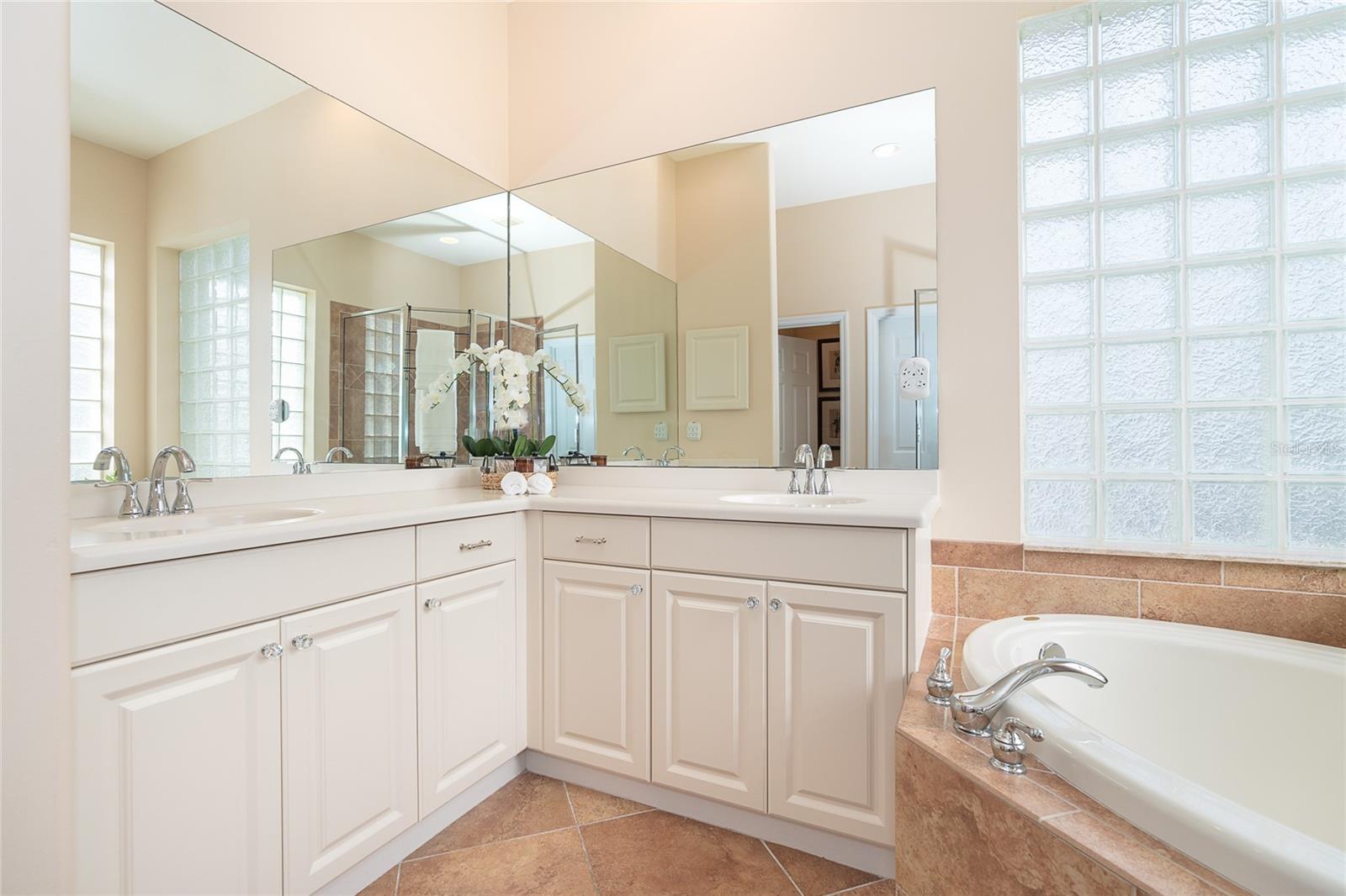 8580 EAGLE BAY COURT