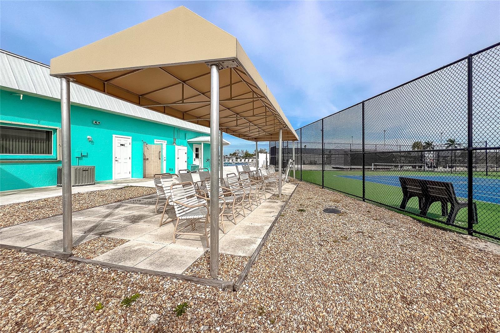 6287 ORIOLE BOULEVARD