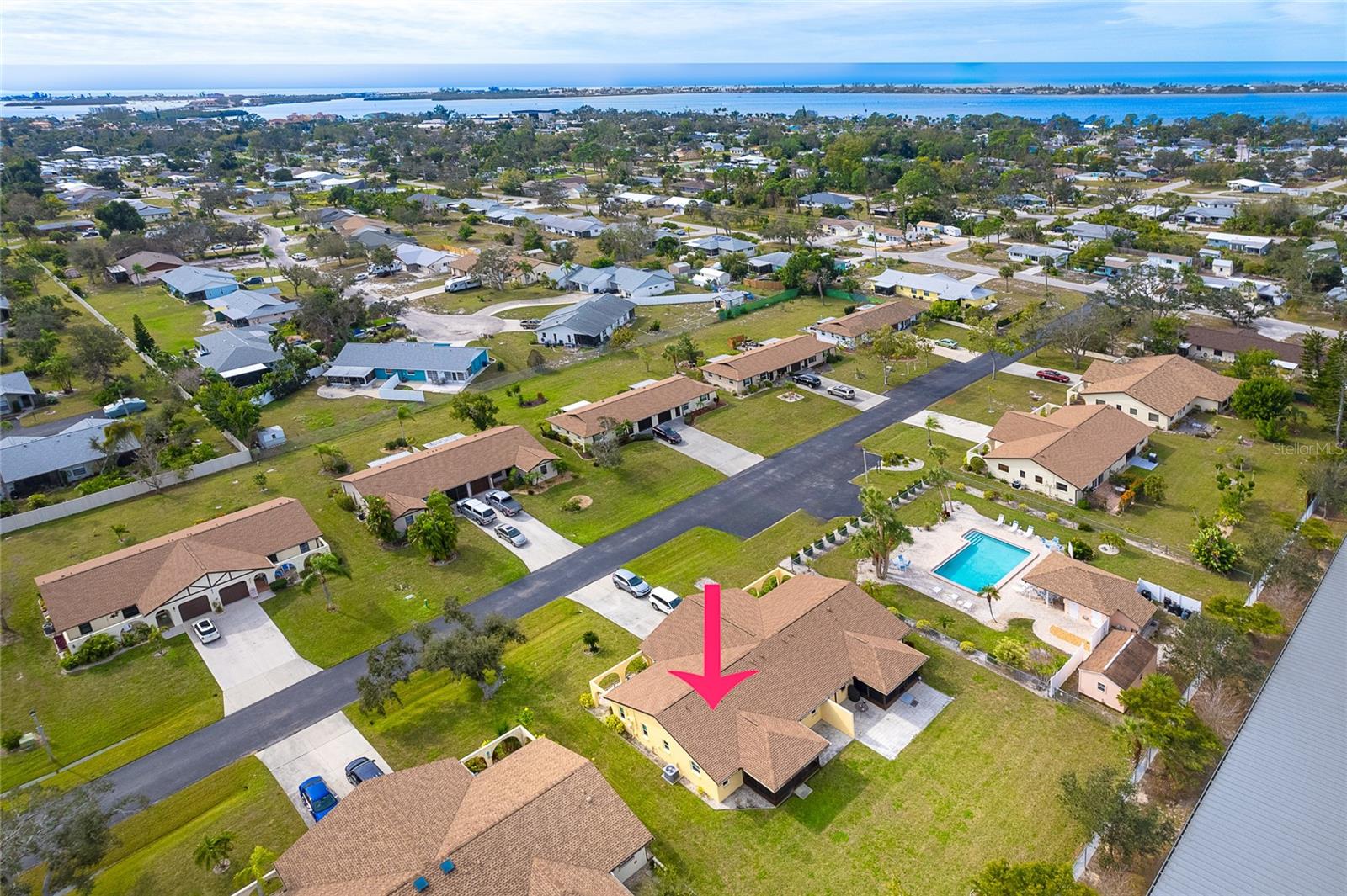 208 HIGH POINT DRIVE Unit: B
