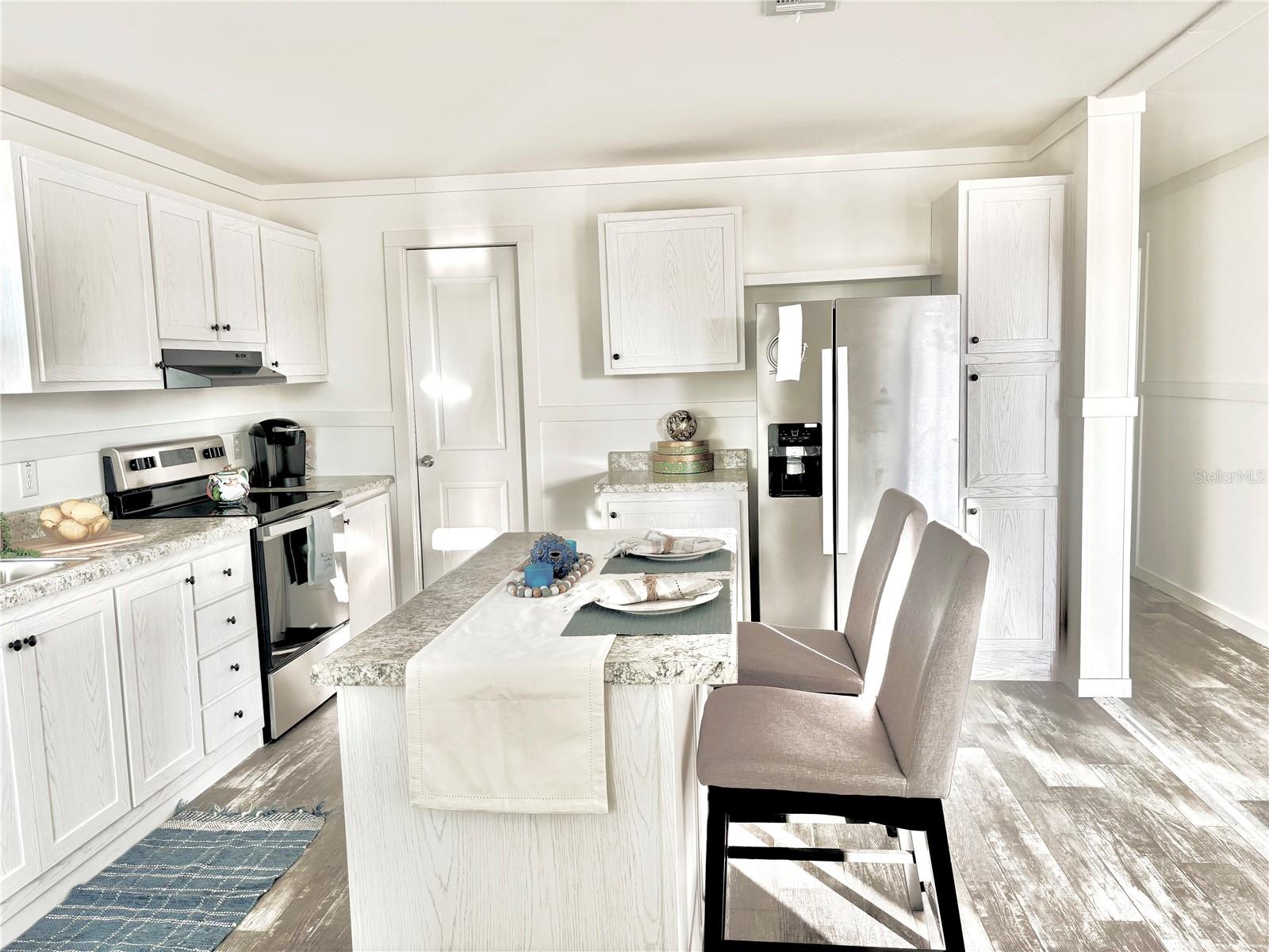 1377 IBIS DR