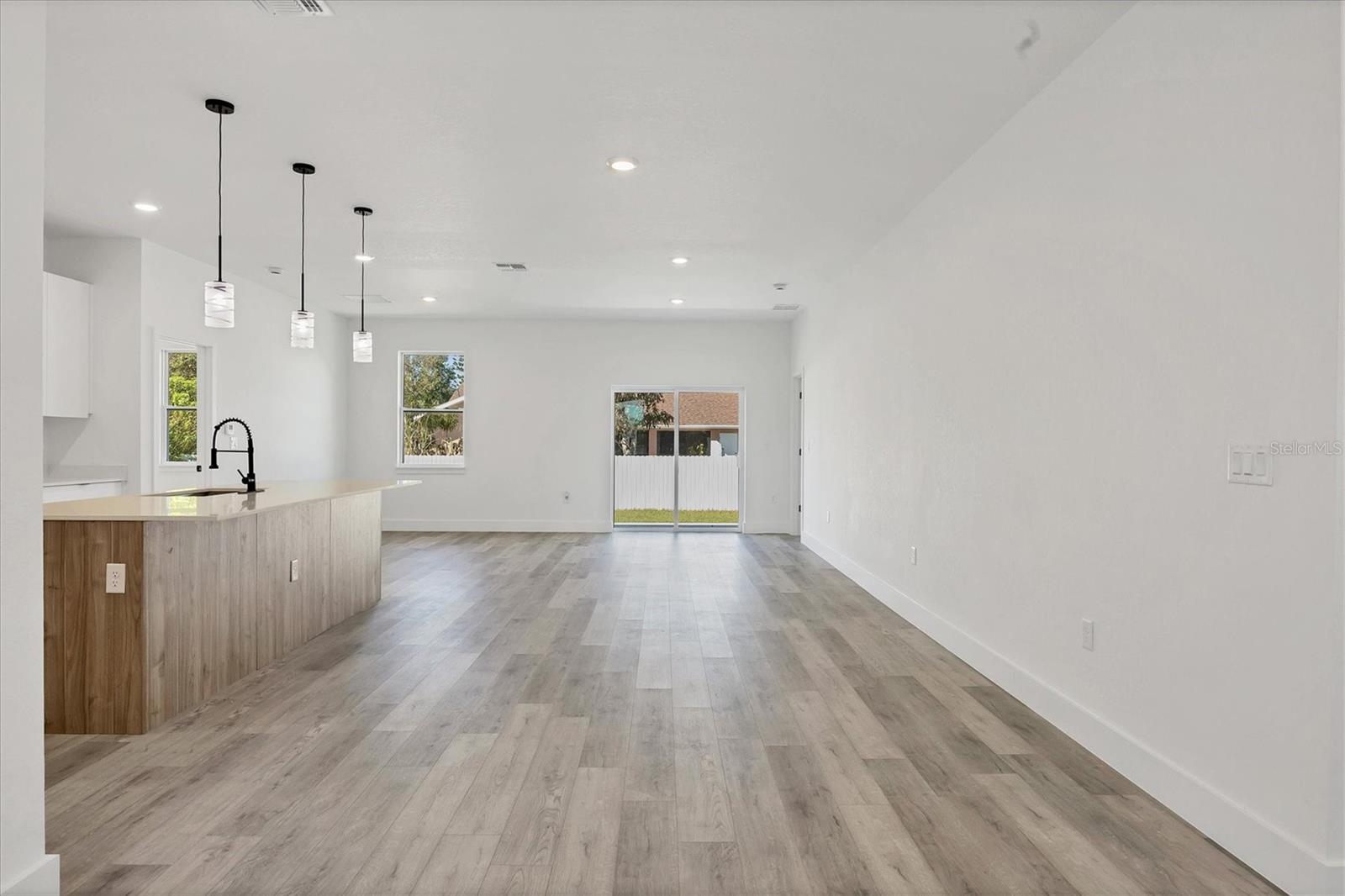 308 CAPATOLA ST