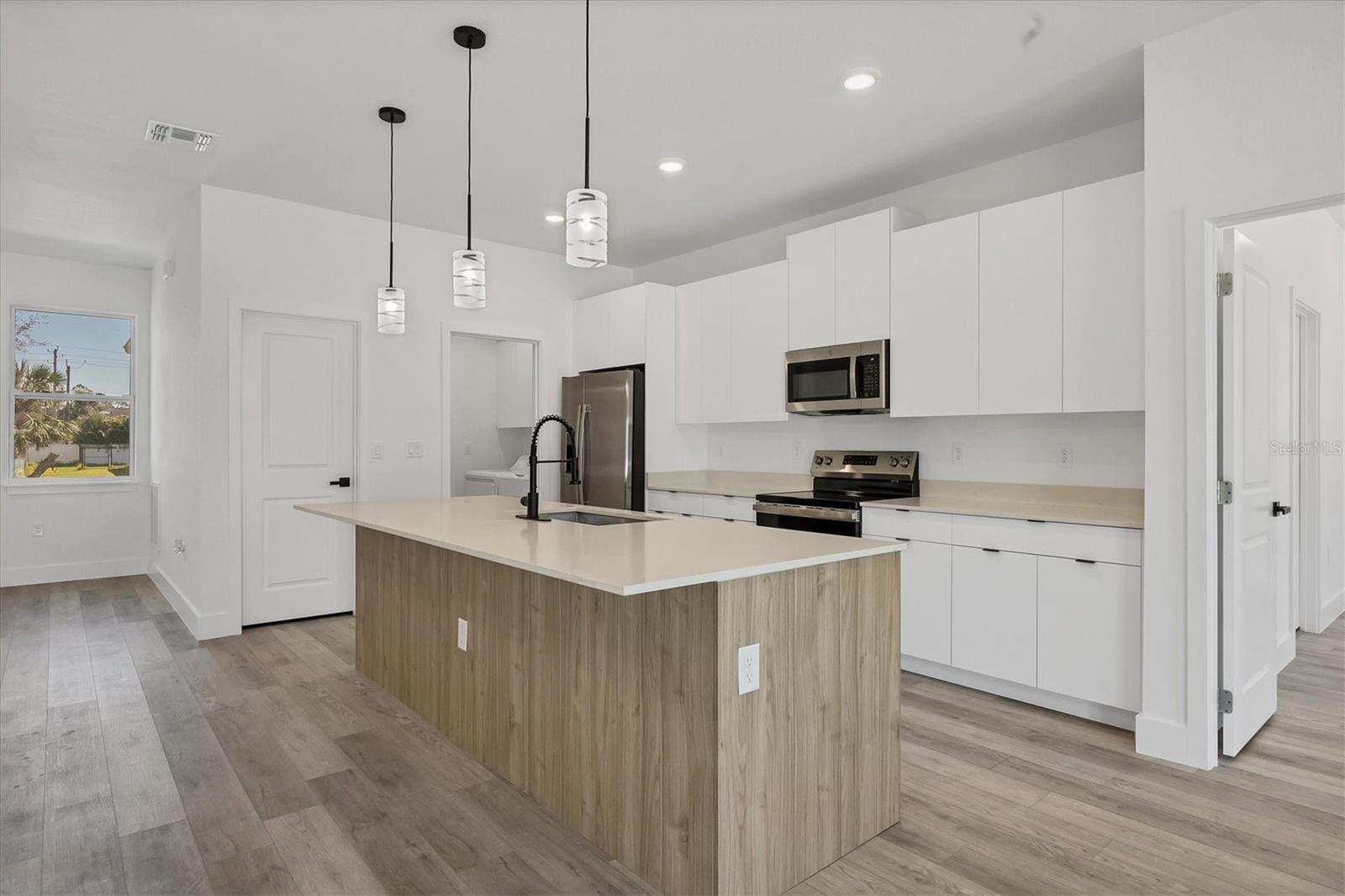 308 CAPATOLA ST
