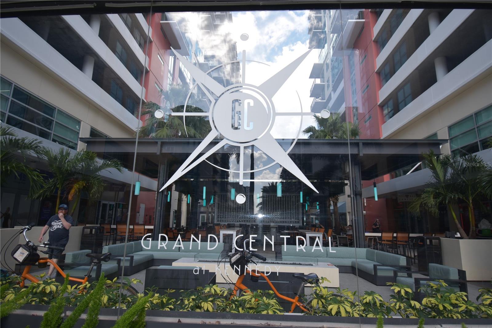 1120 E KENNEDY BLVD #1423