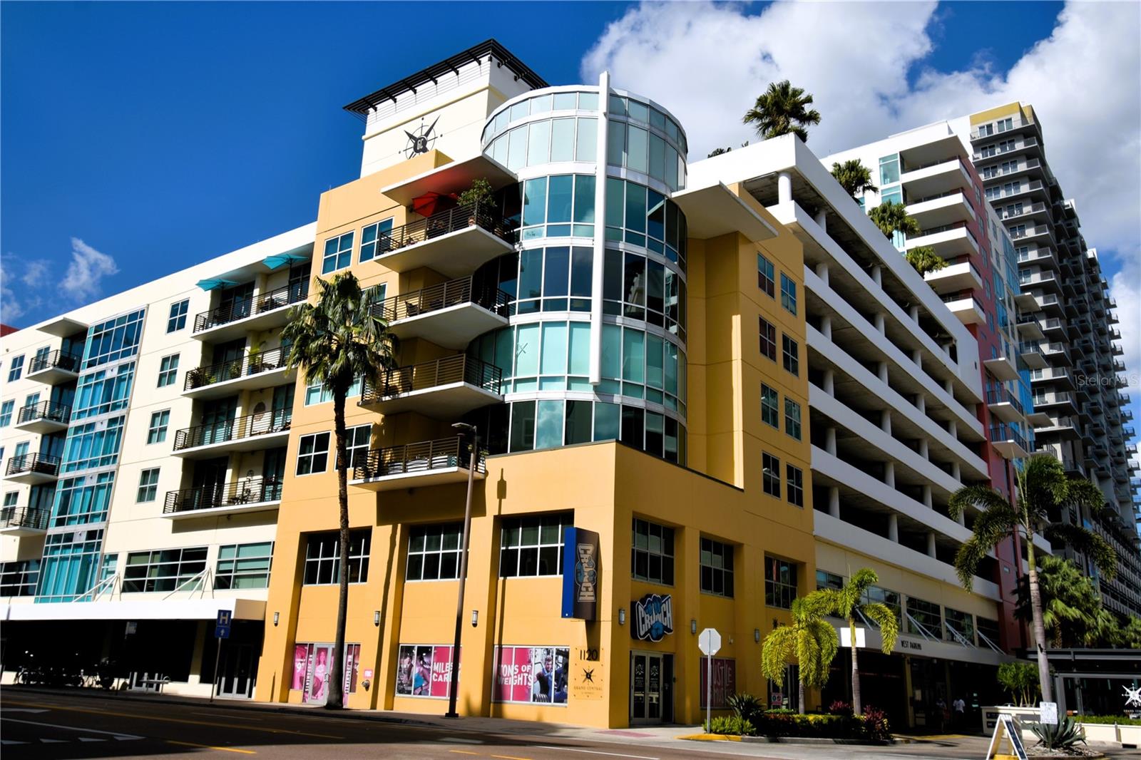 1120 E KENNEDY BLVD #1423