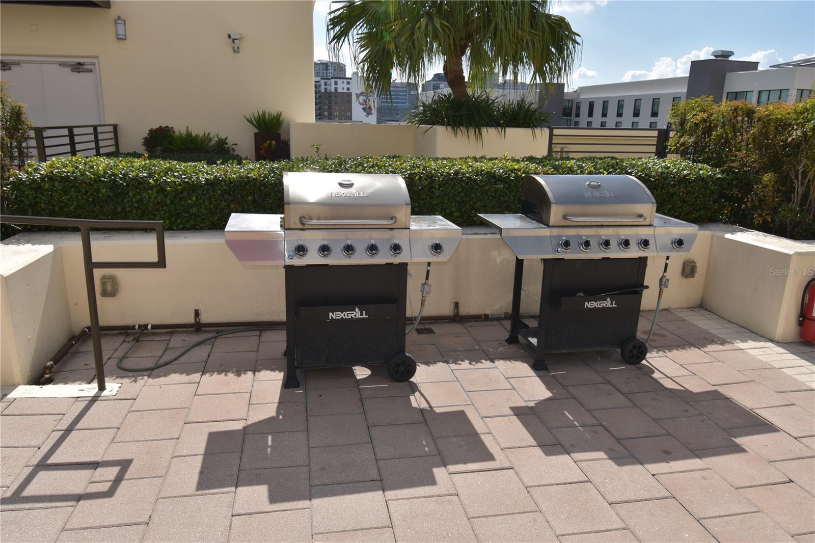 1120 E KENNEDY BLVD #1423