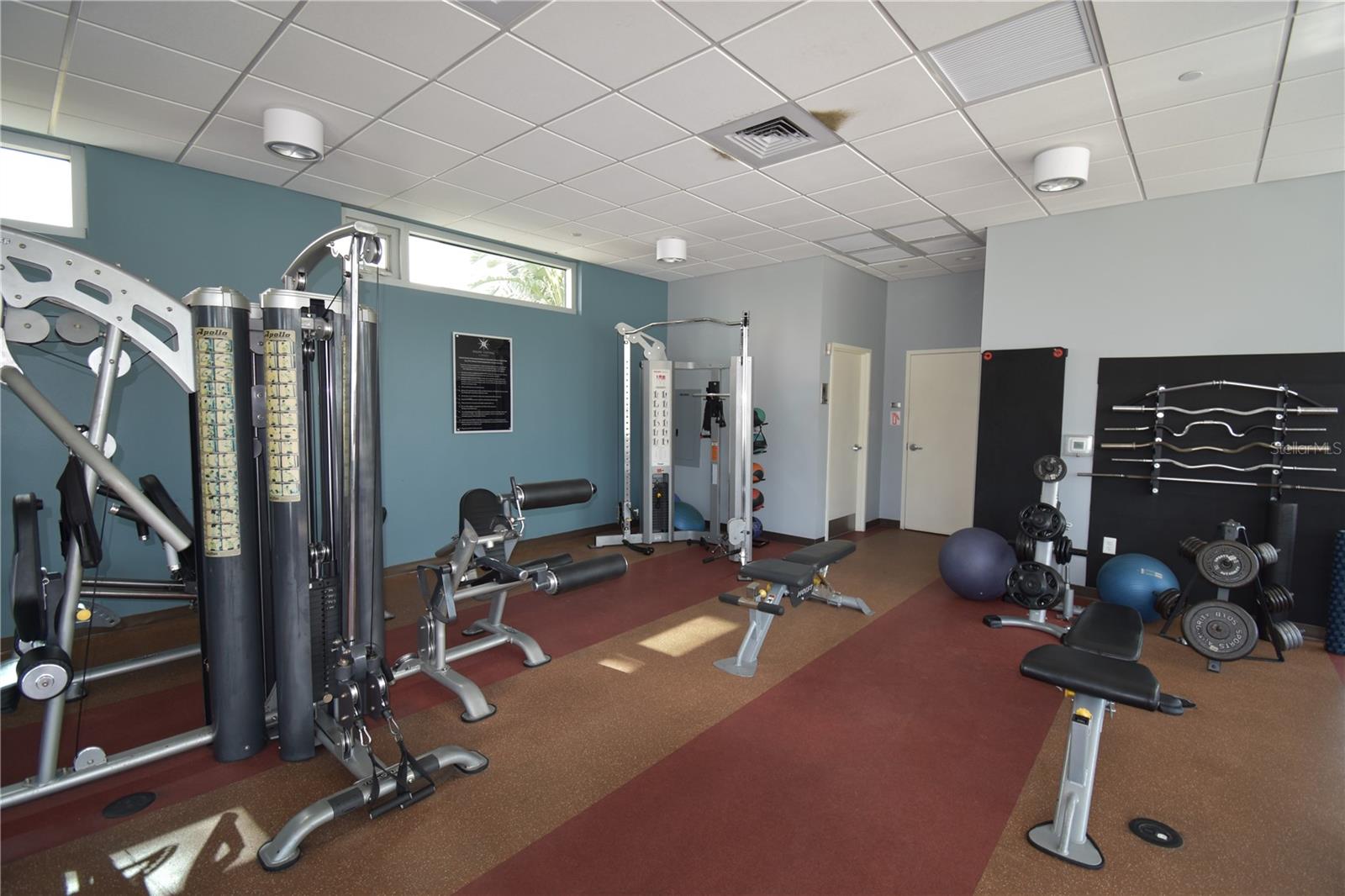 1120 E KENNEDY BLVD #1423