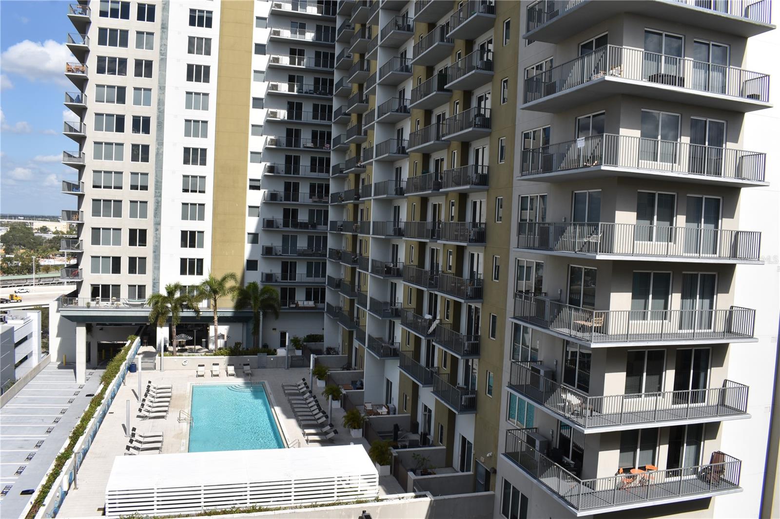 1120 E KENNEDY BLVD #1423