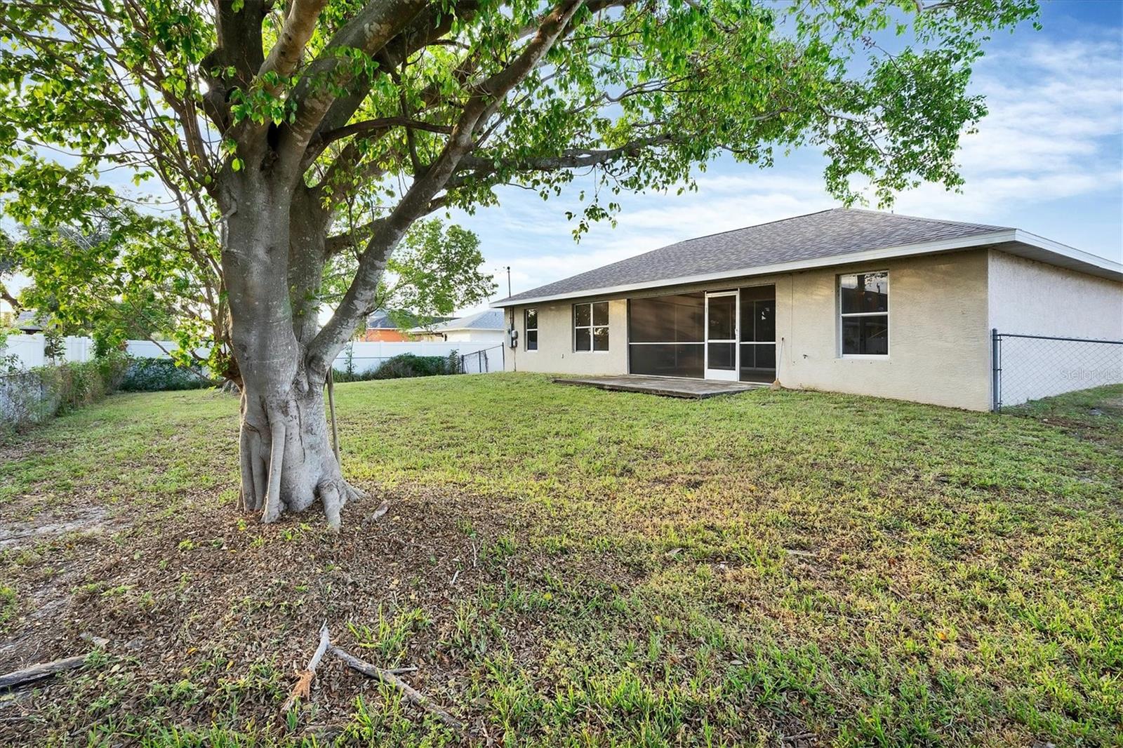 626 SW 27TH TER