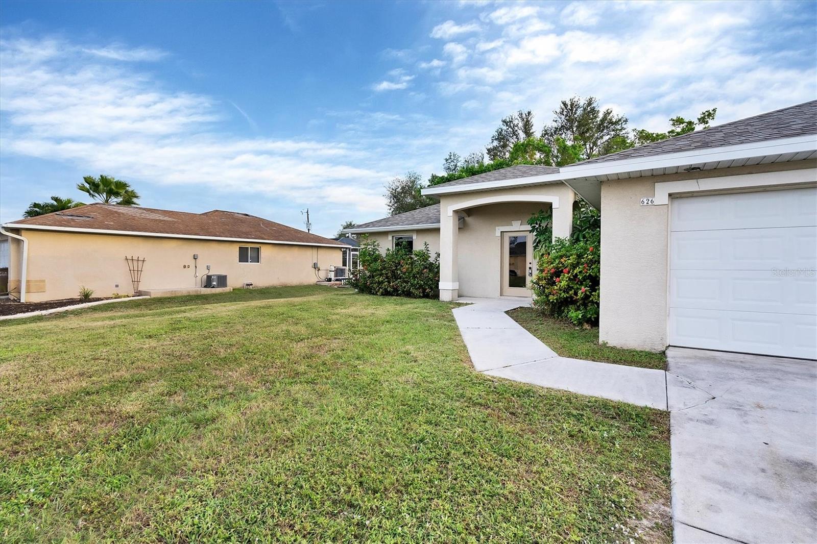 626 SW 27TH TER