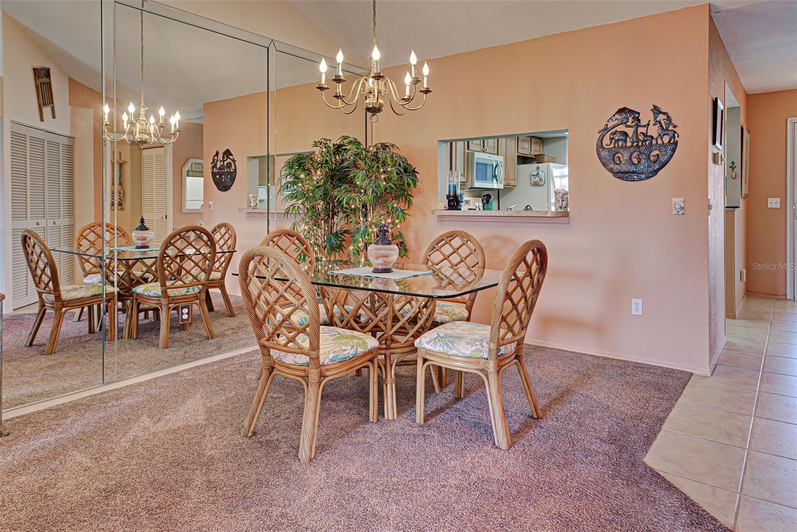 524 PINE HOLLOW CIR #524