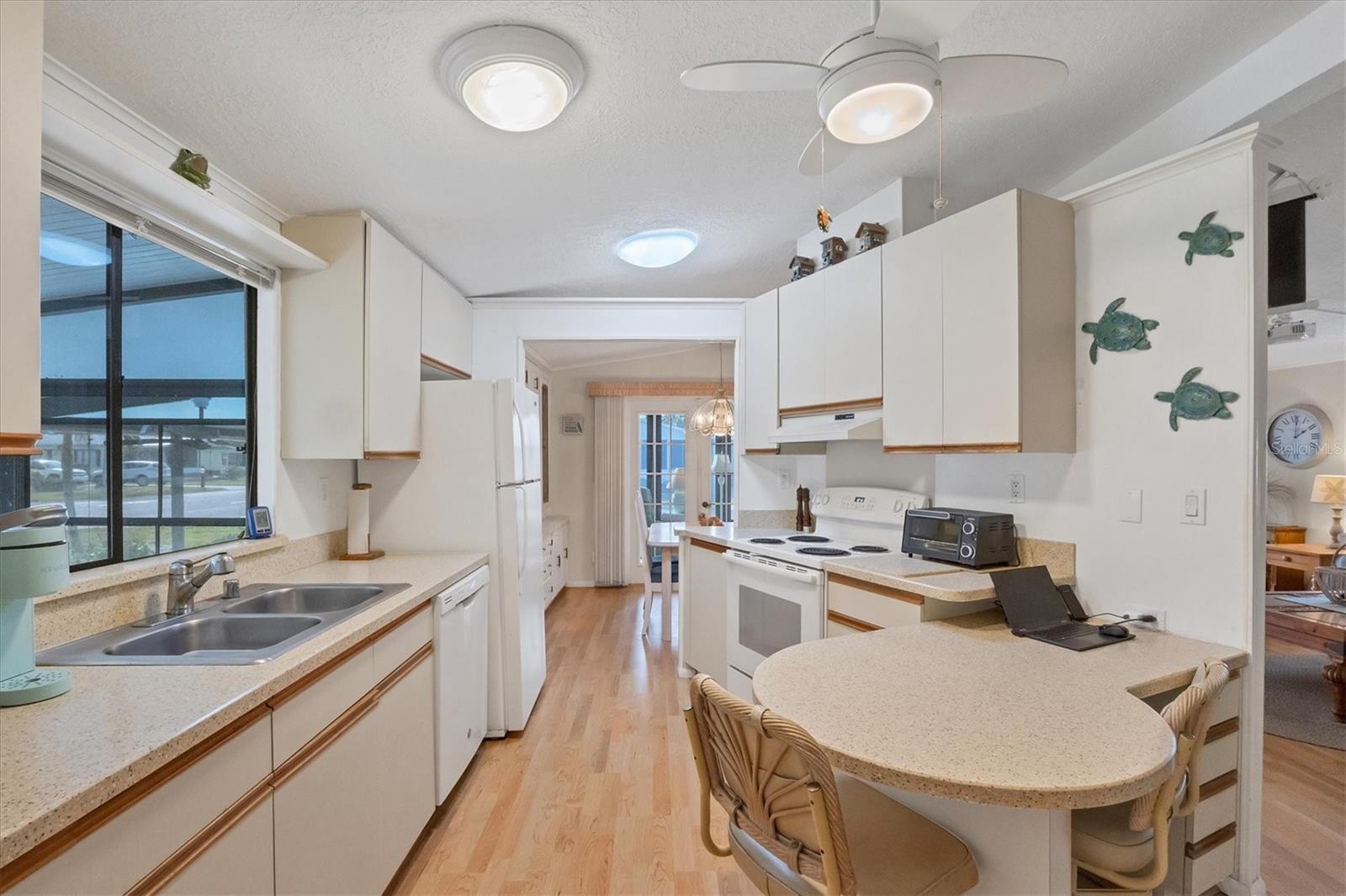 735 SUMMERSEA CT