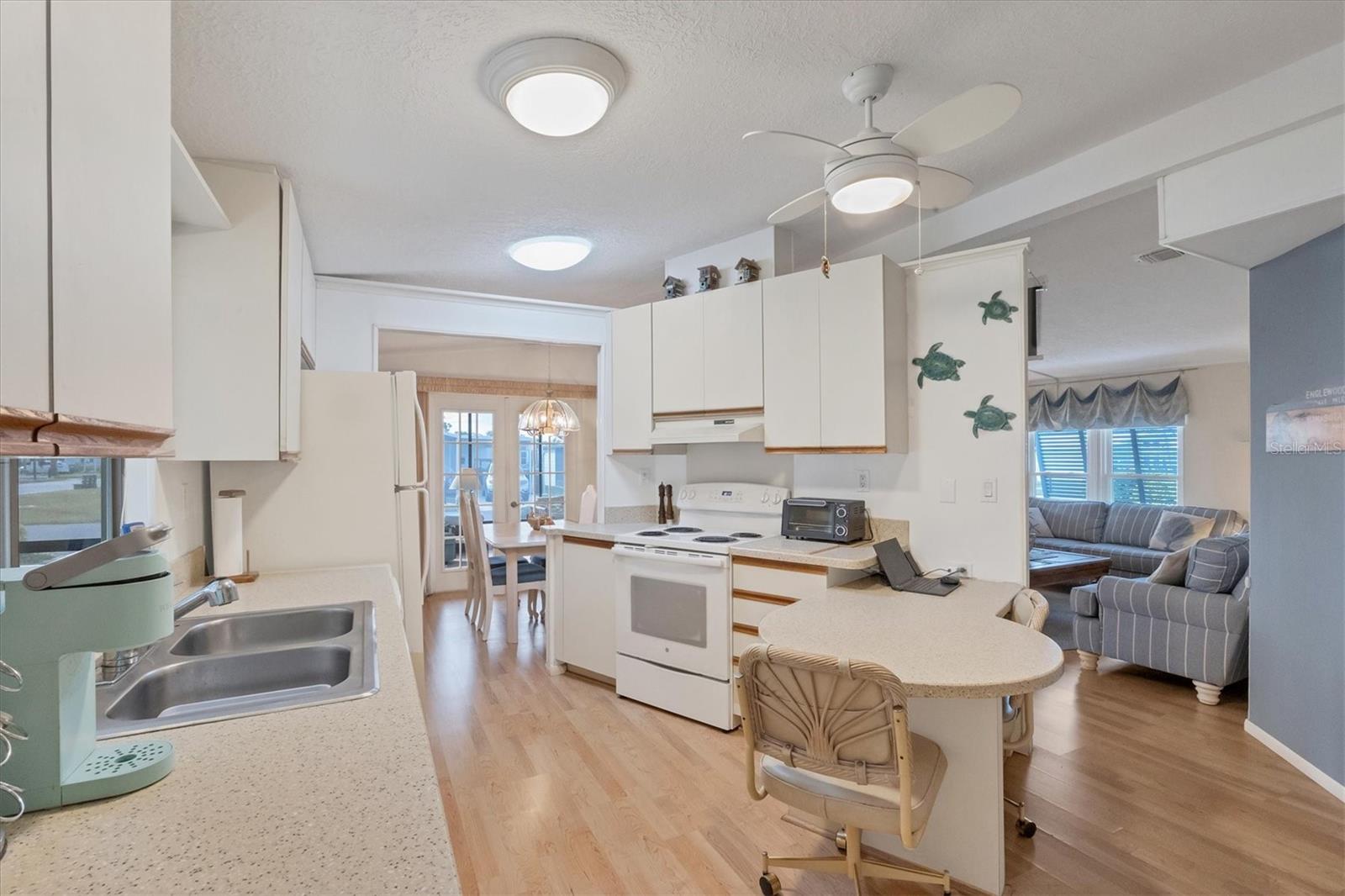 735 SUMMERSEA CT