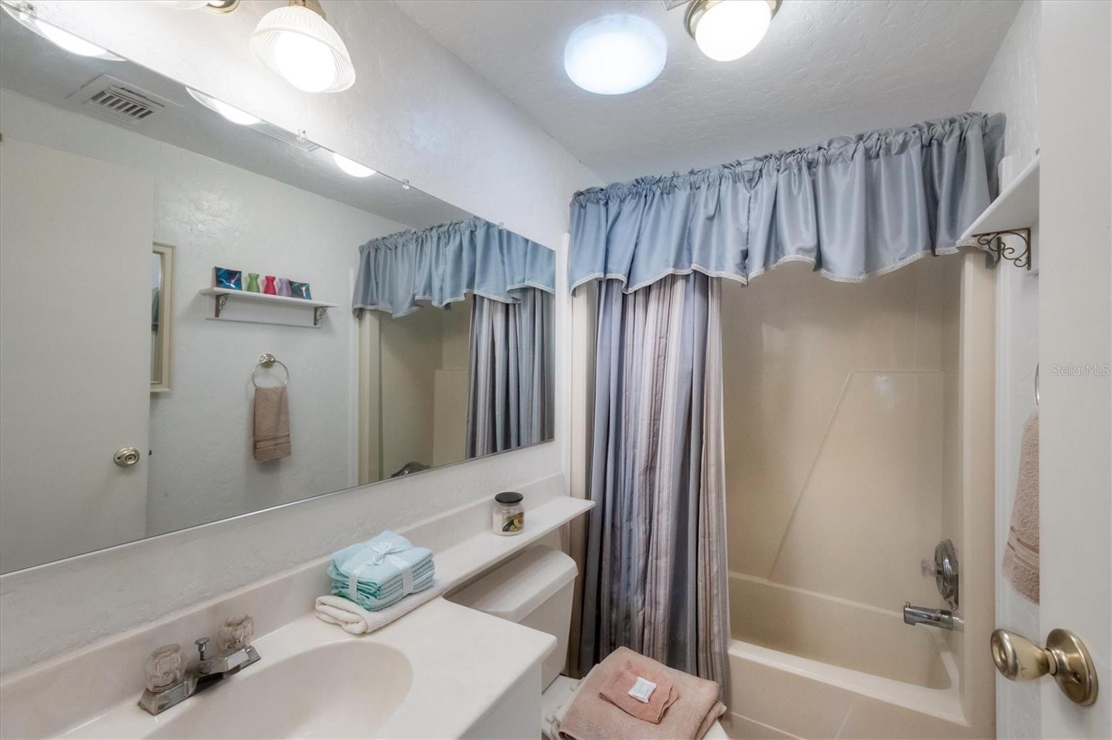 735 SUMMERSEA CT