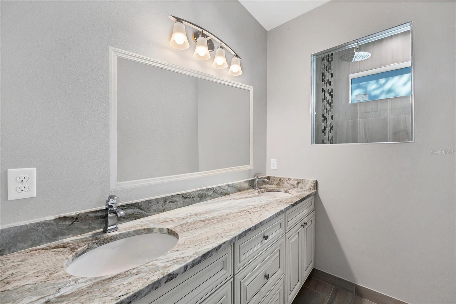 119 WHITE PINE DR