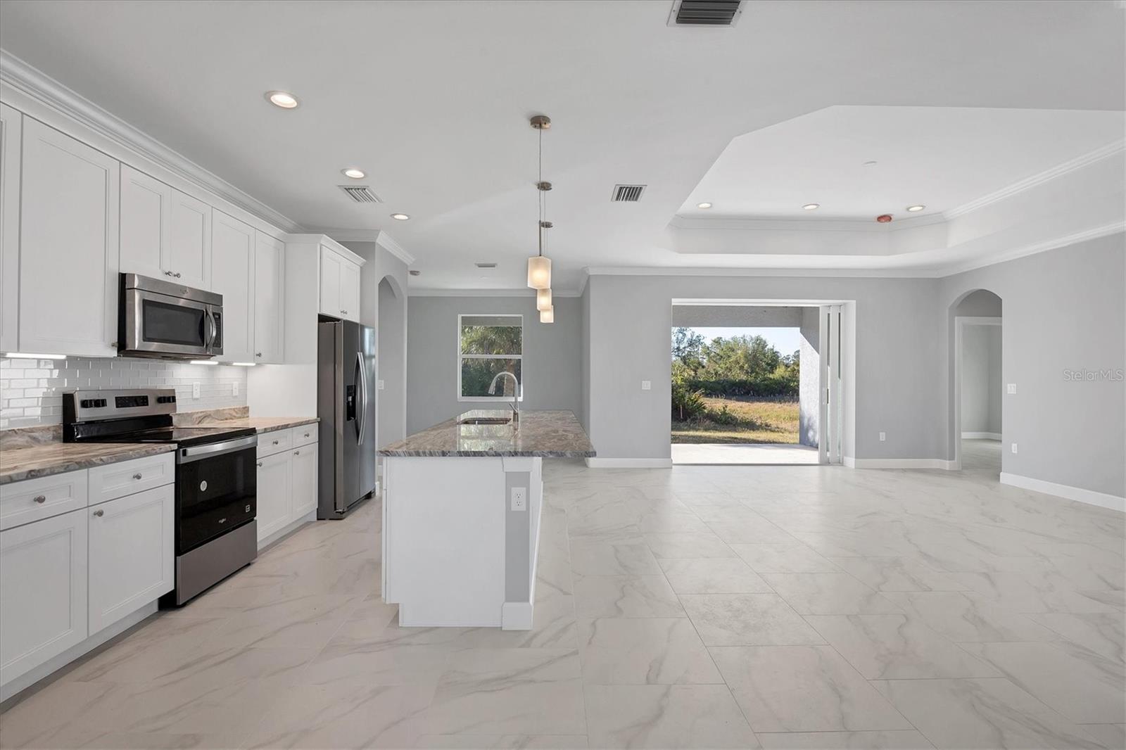 119 WHITE PINE DR