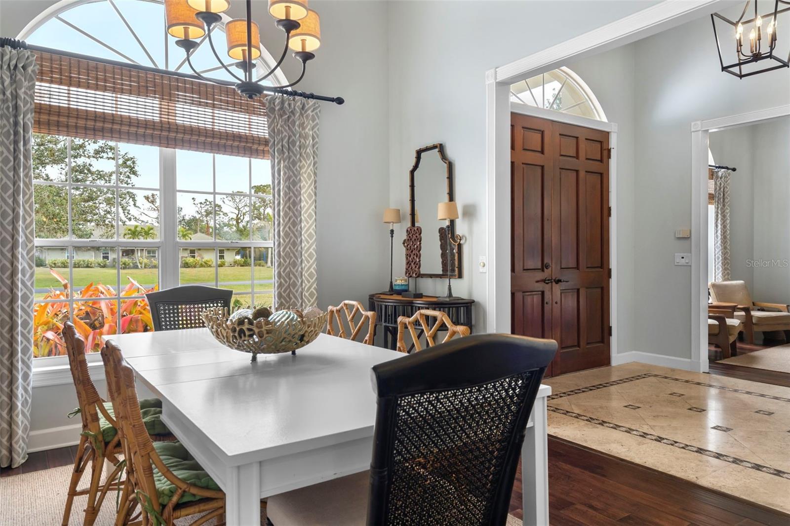 1873 WHISPERING PINES CIR