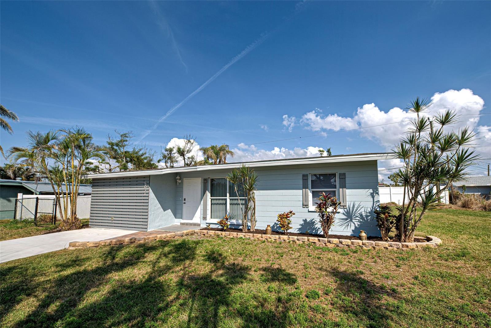5031 LUCINE RD