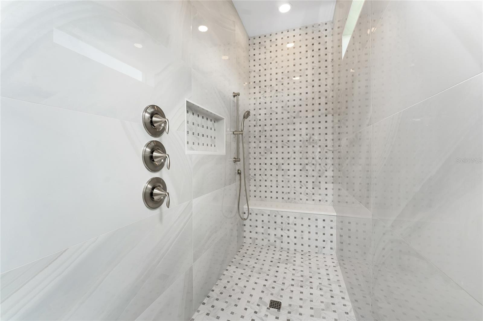 10688 MCALESTER CIR
