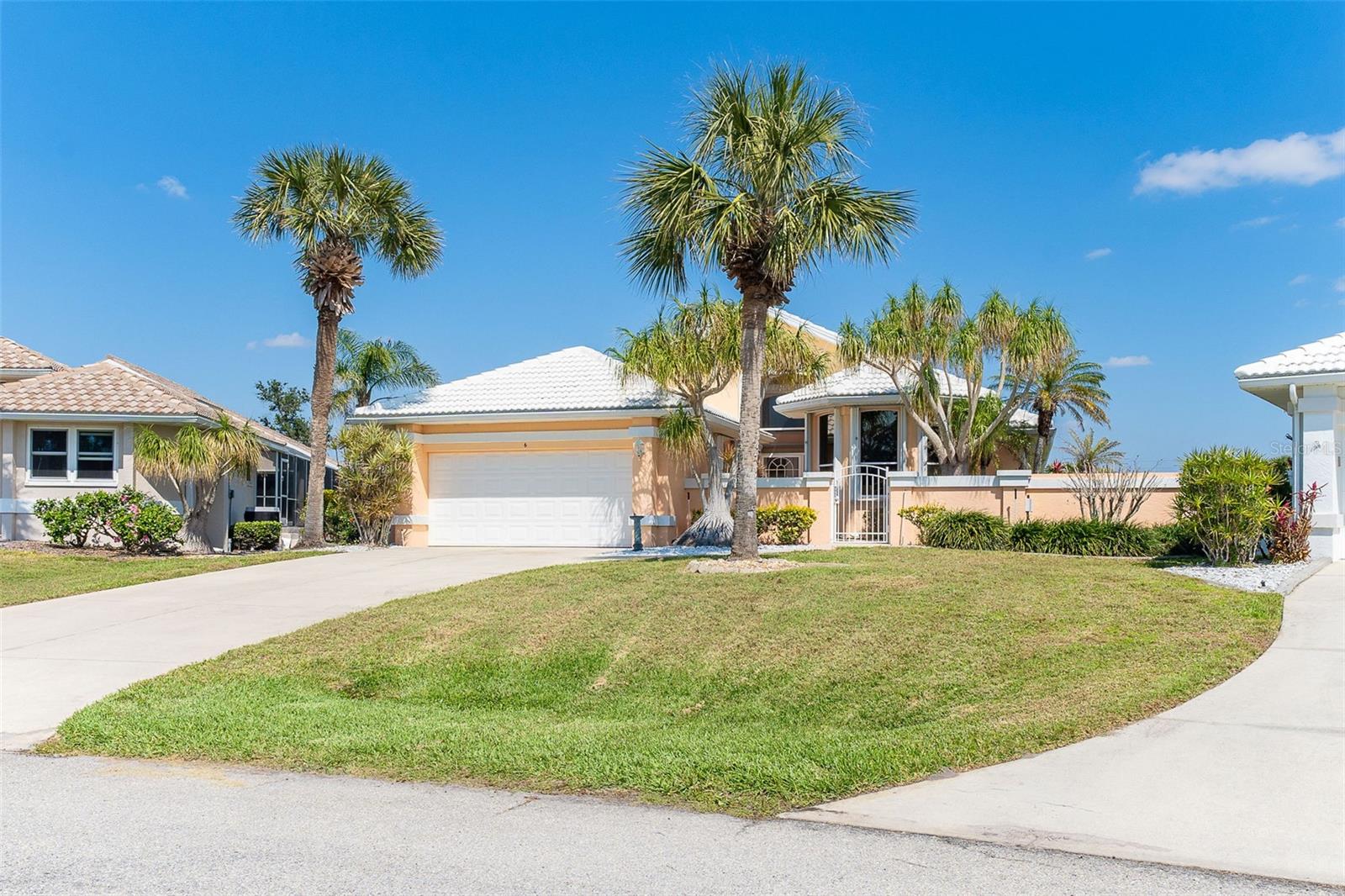 6 WINDWARD CT