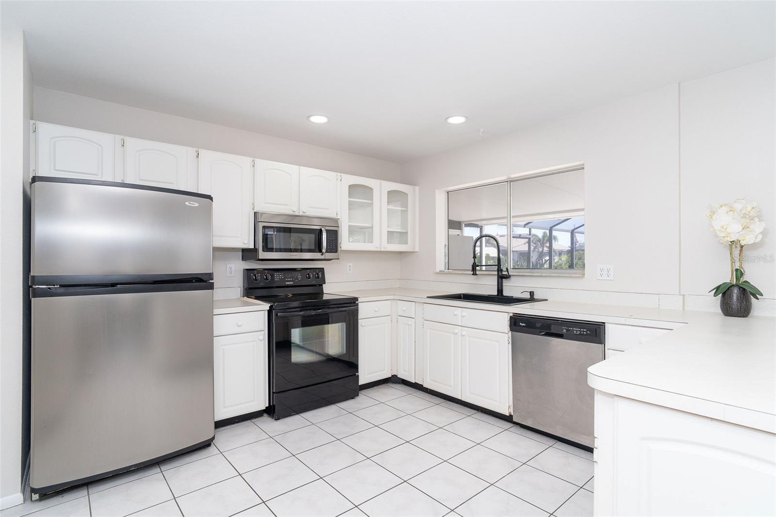 9330 MIGUE CIR