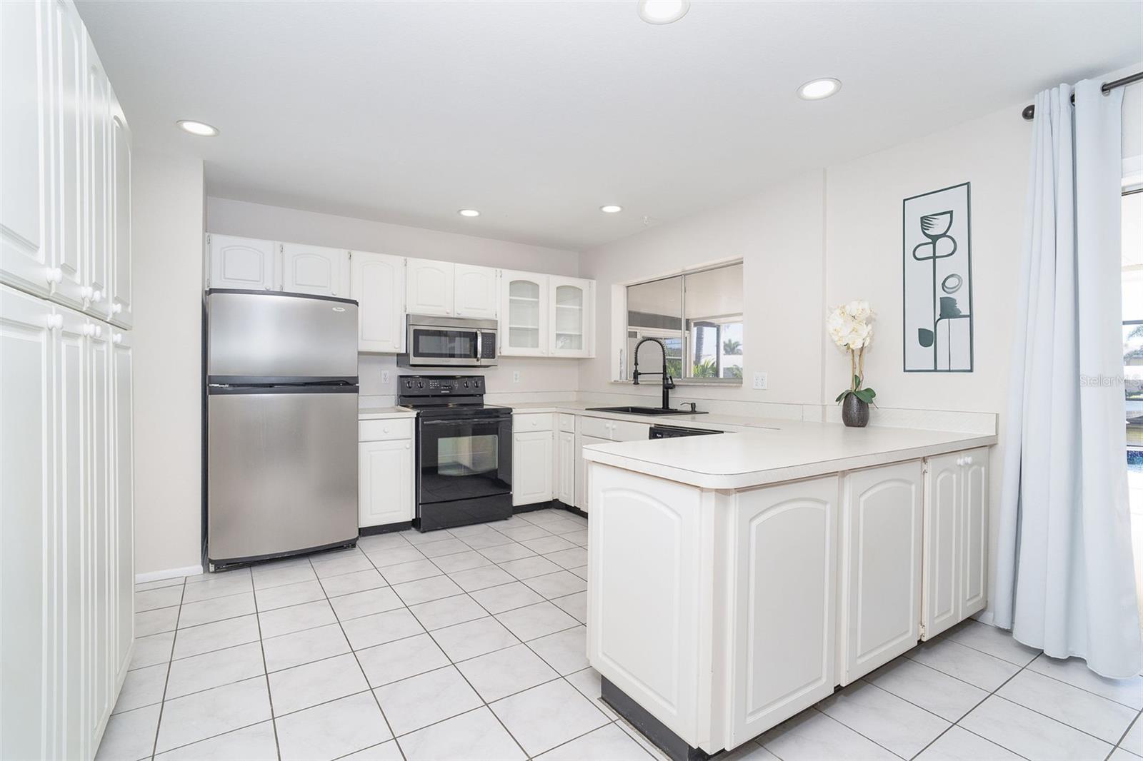 9330 MIGUE CIR