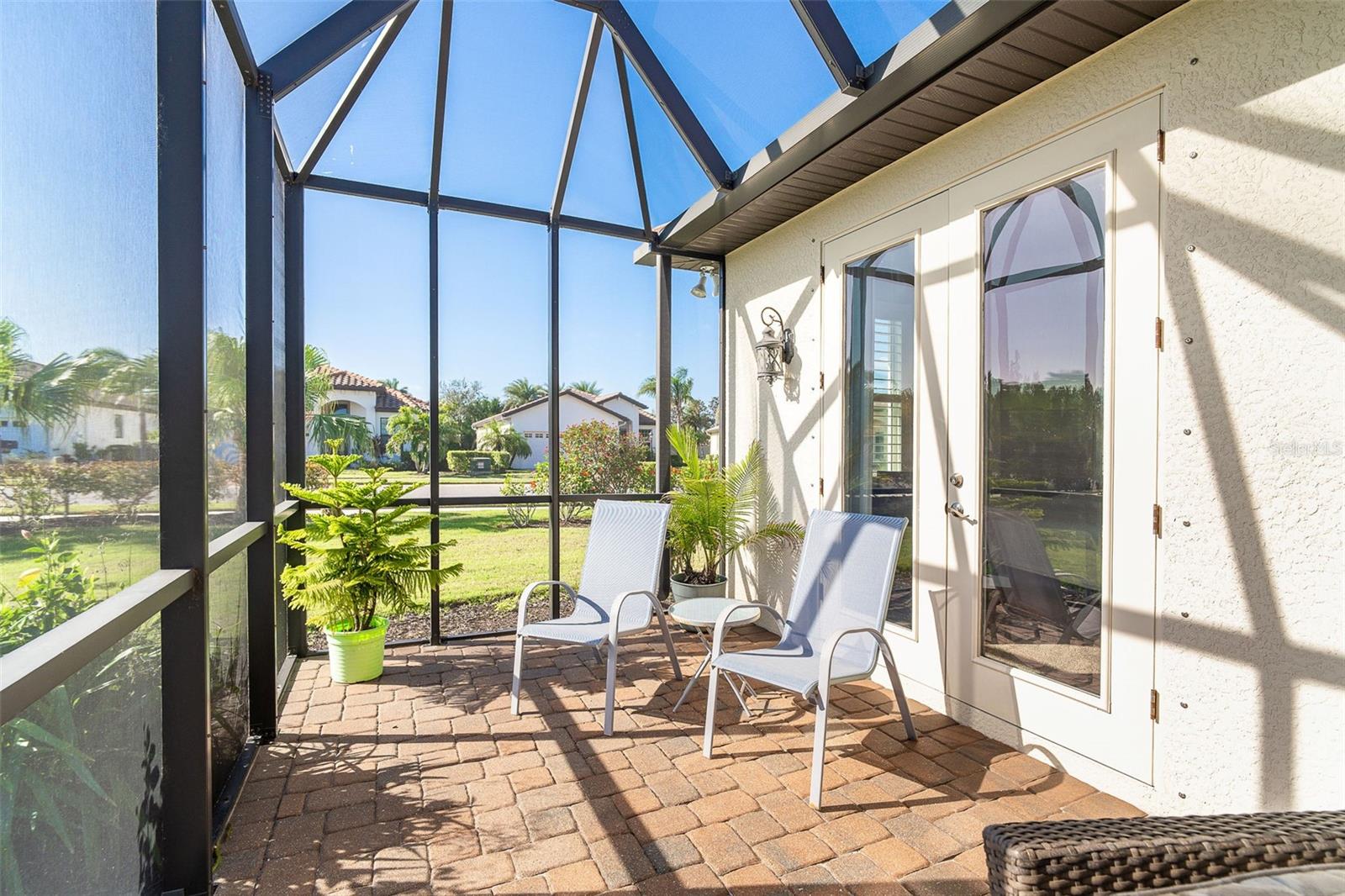 156 NOLEN DR