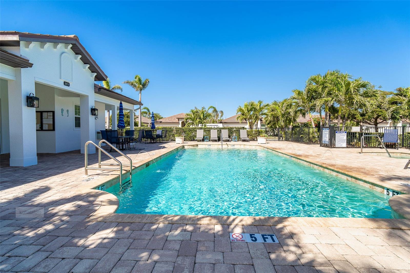 156 NOLEN DR