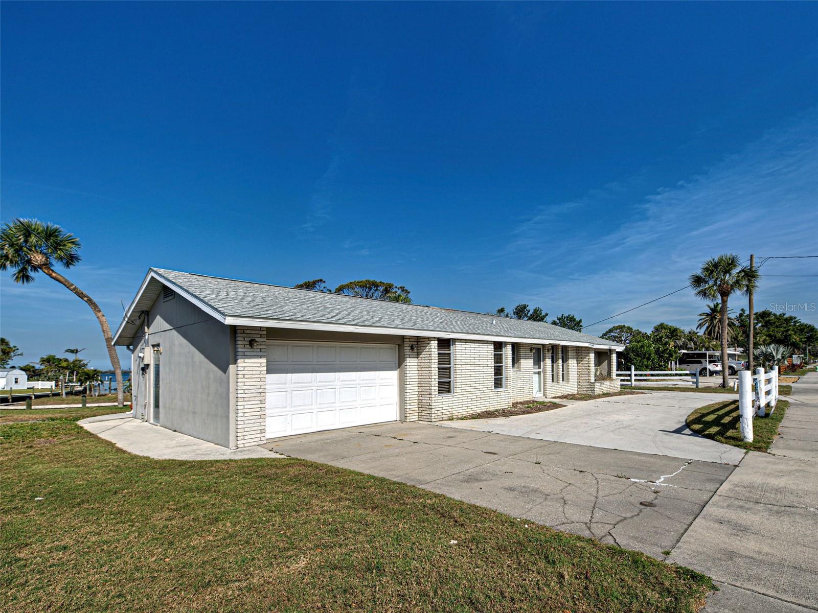 408 S MCCALL RD