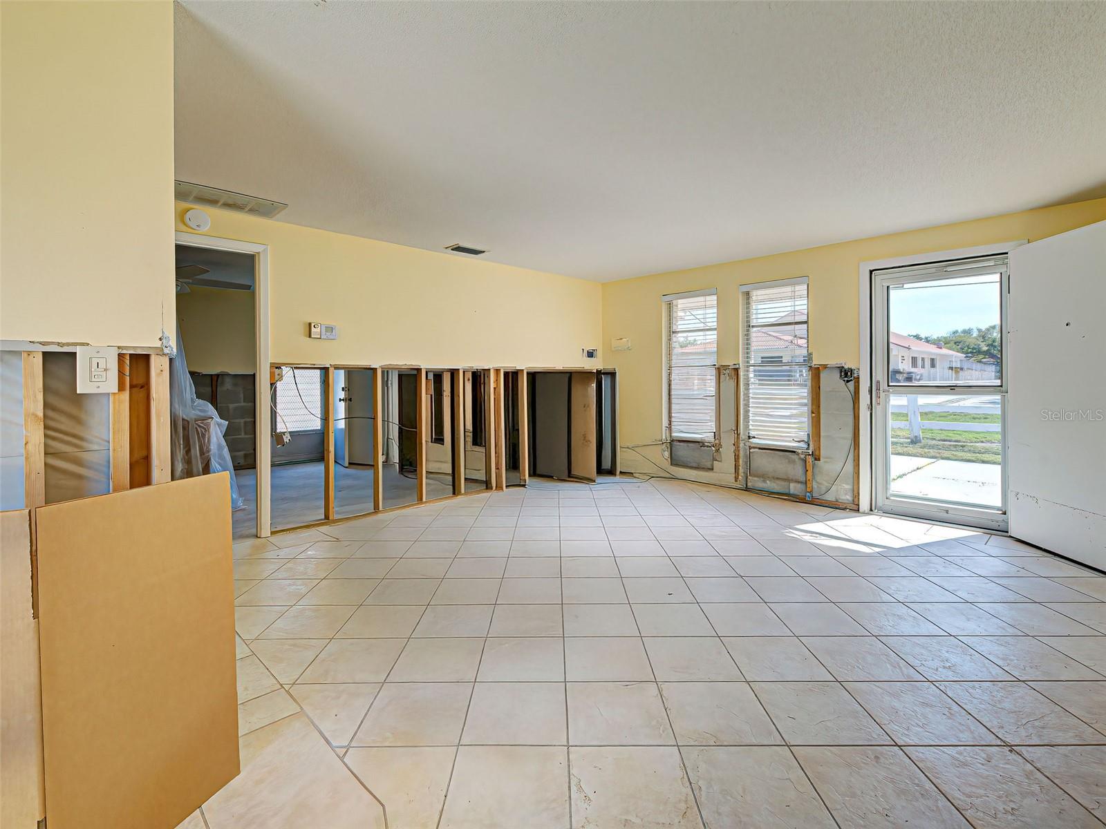 408 S MCCALL RD