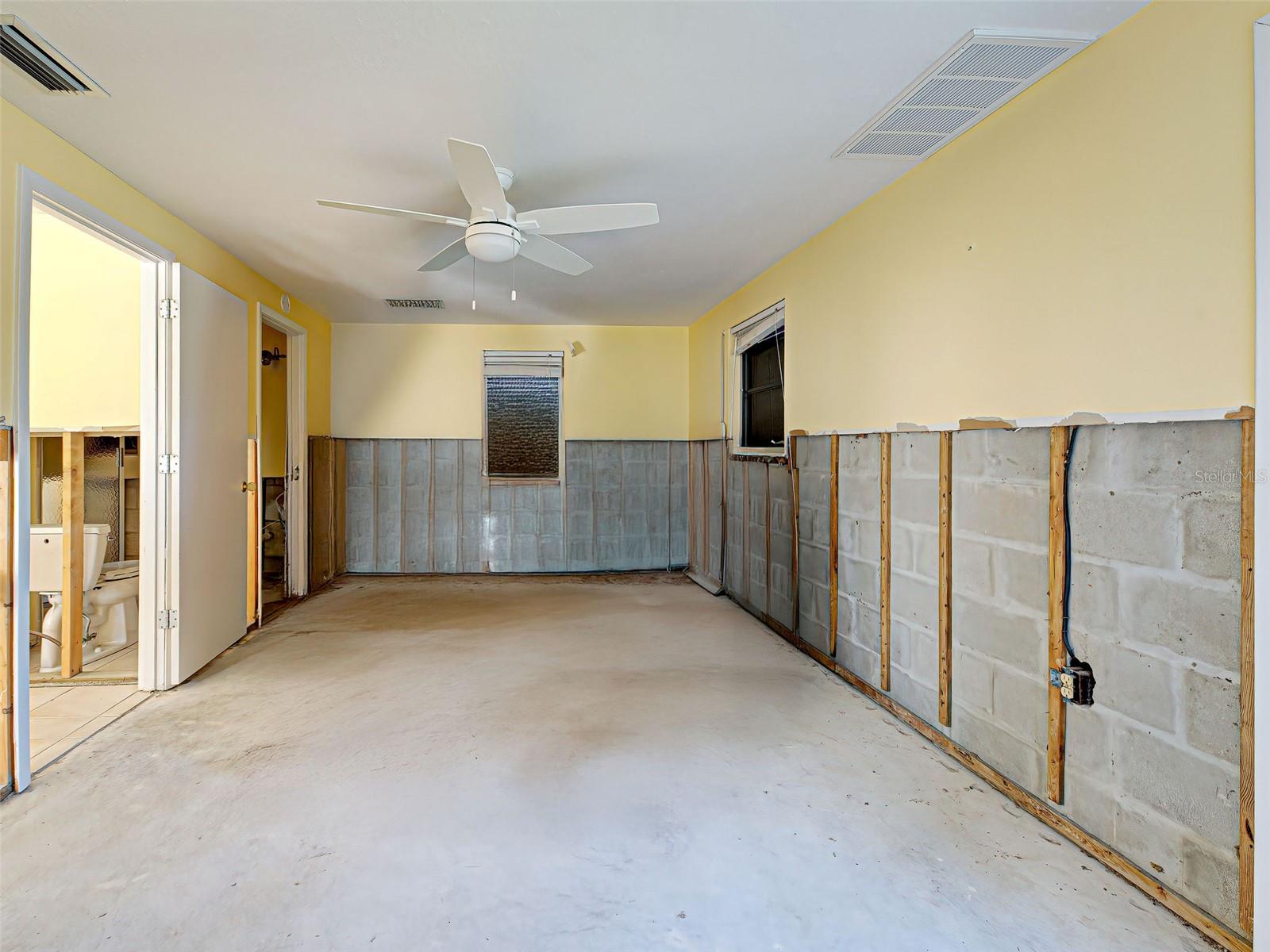 408 S MCCALL RD