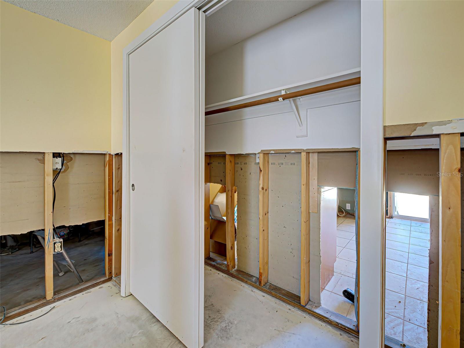 408 S MCCALL RD
