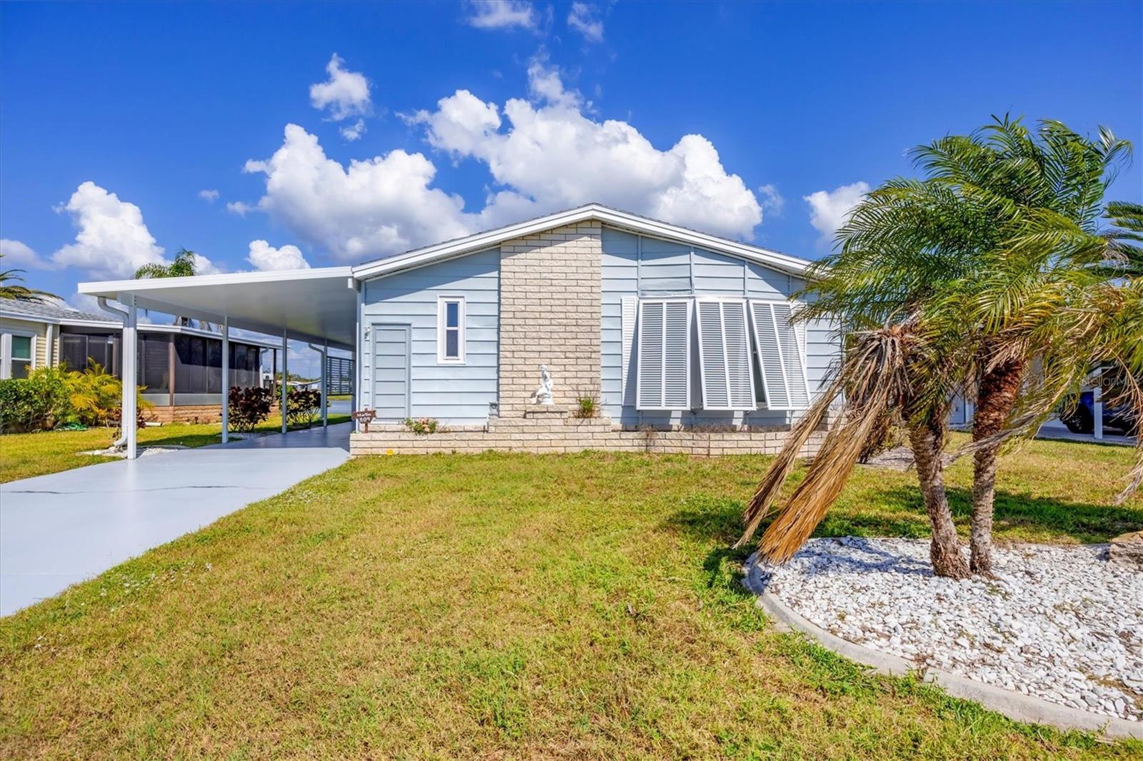 809 TANGERINE WOODS BLVD #215