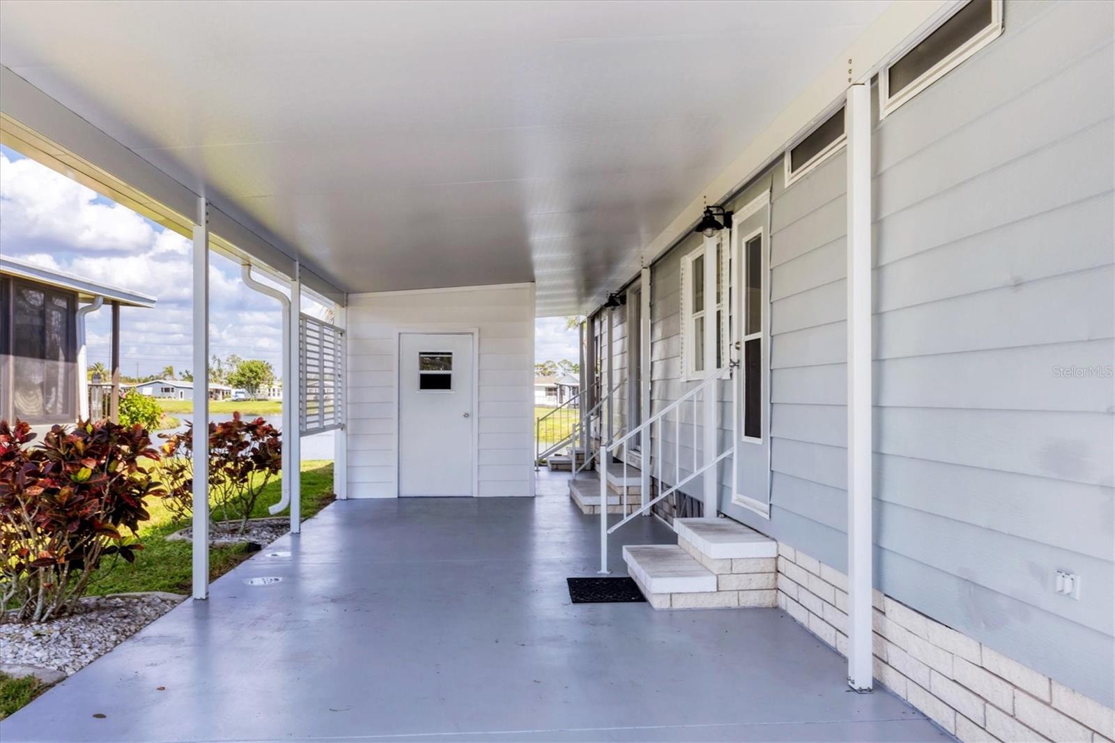 809 TANGERINE WOODS BLVD #215