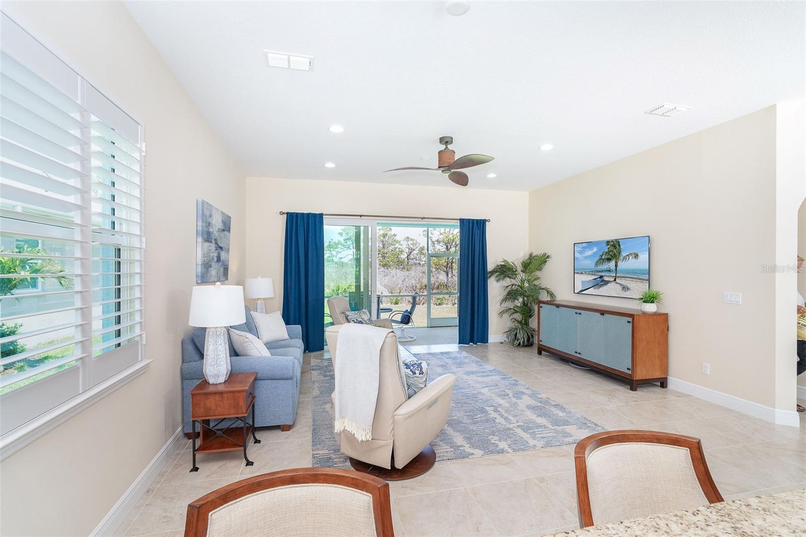 8952 SCALLOP WAY