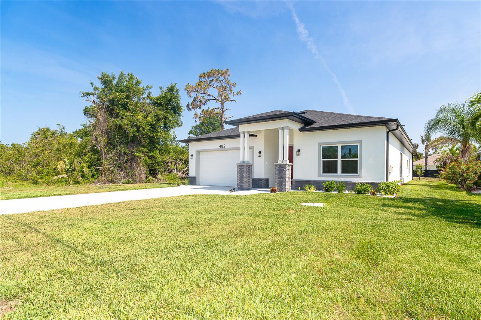 482 SUNSET RD N