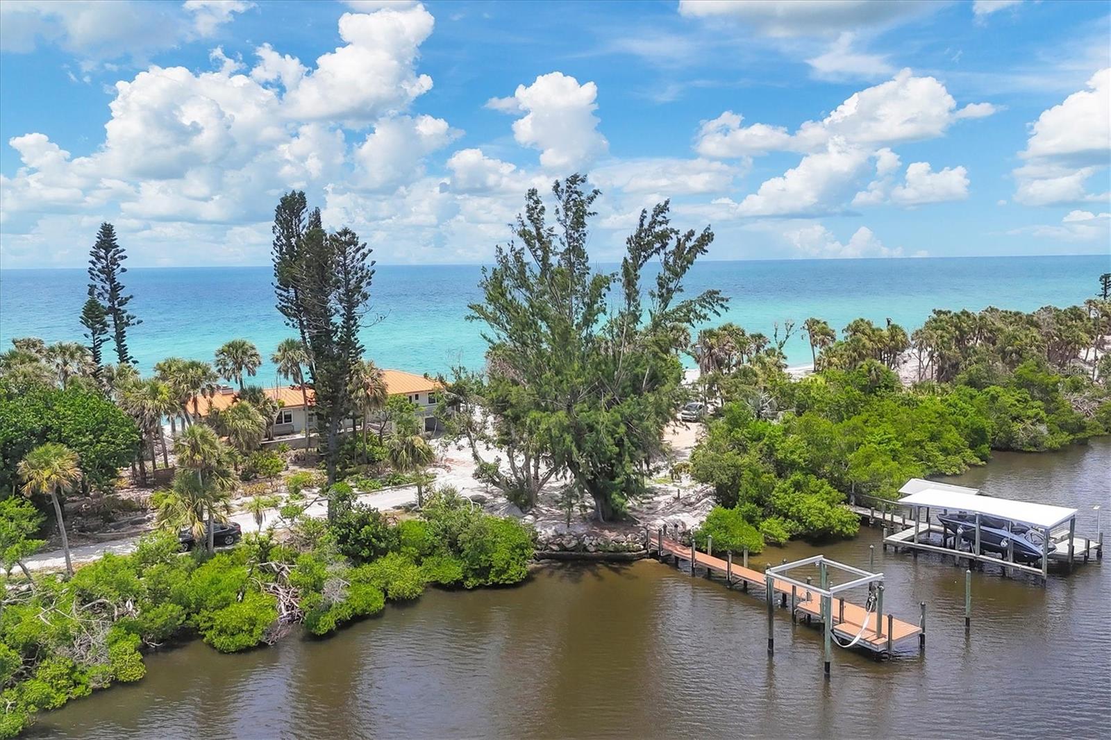 804 N MANASOTA KEY RD