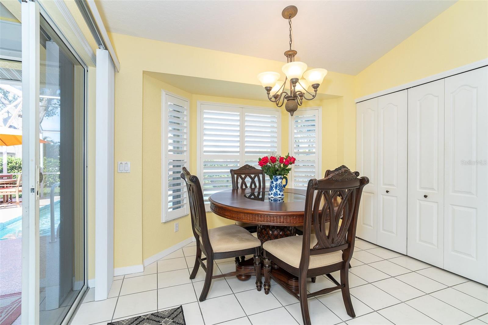 49 PERIMETER DR