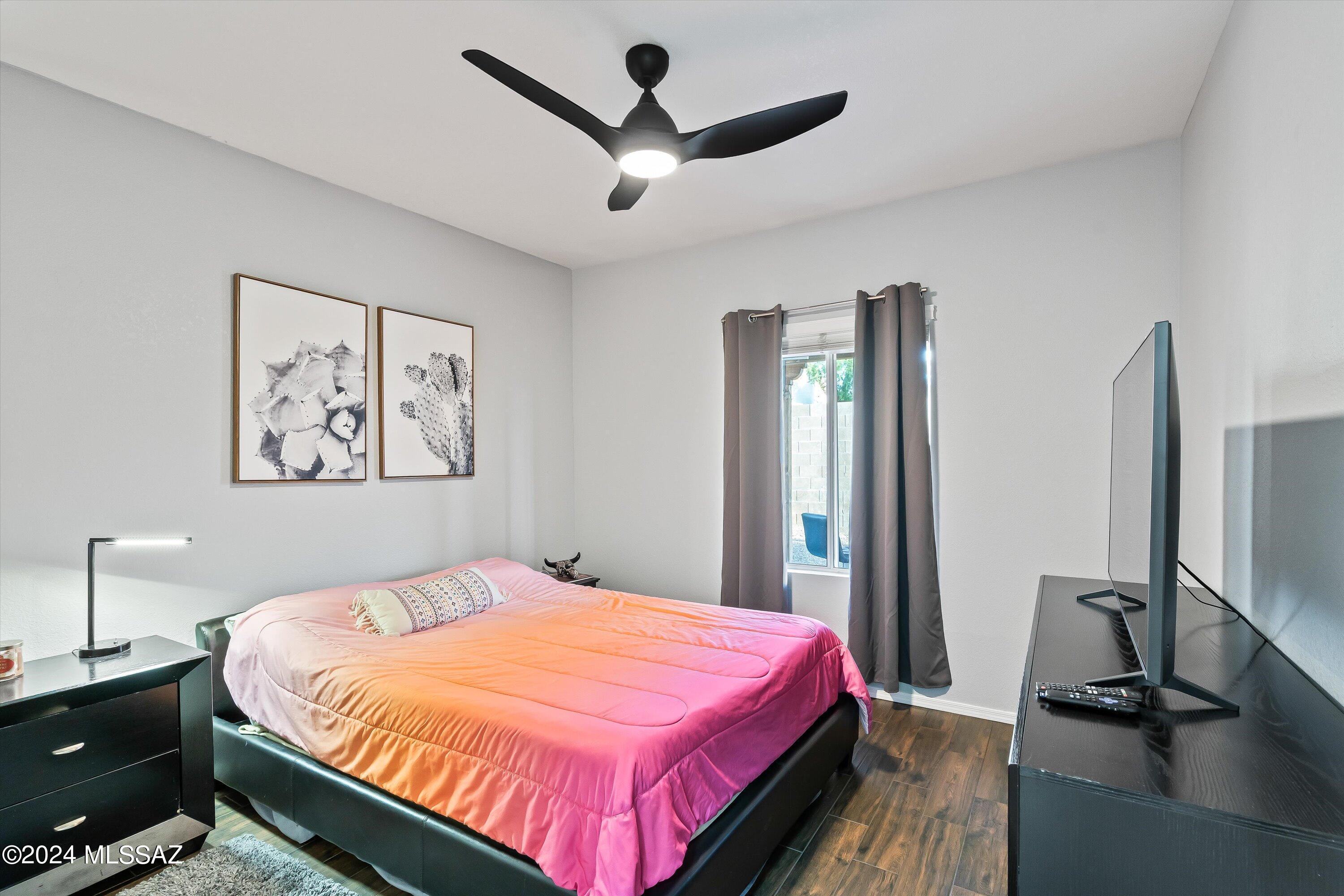 9940 E Coral Reef Way