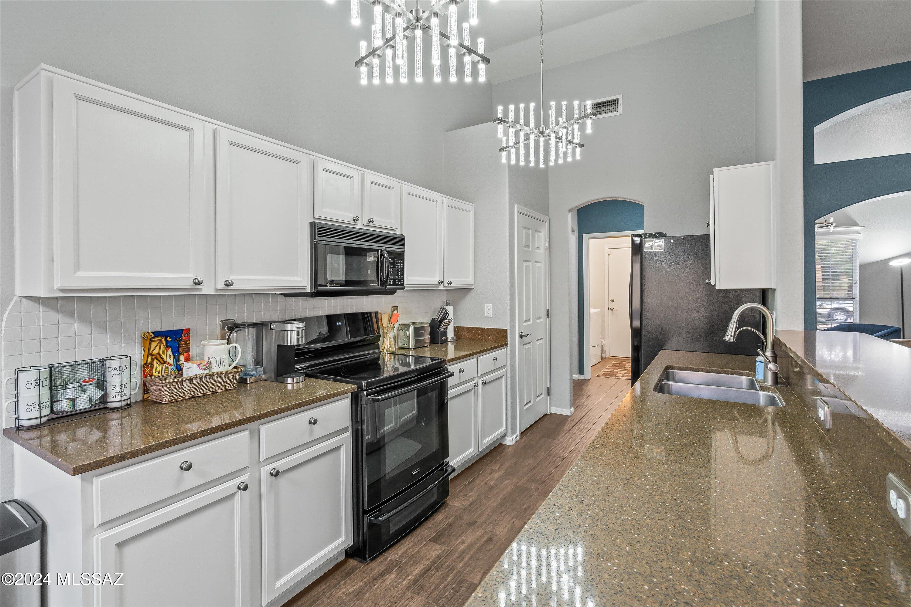 9940 E Coral Reef Way