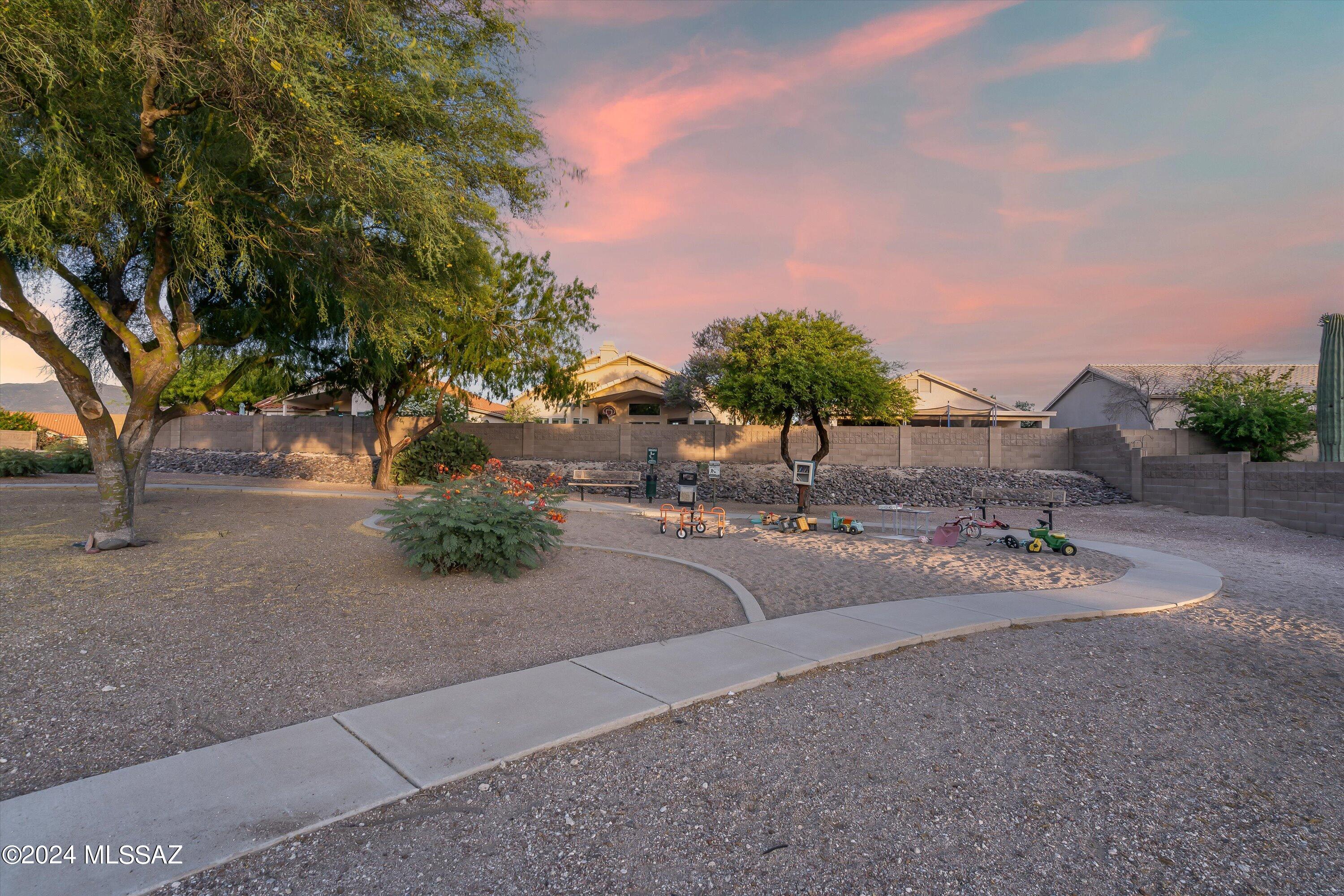 9940 E Coral Reef Way