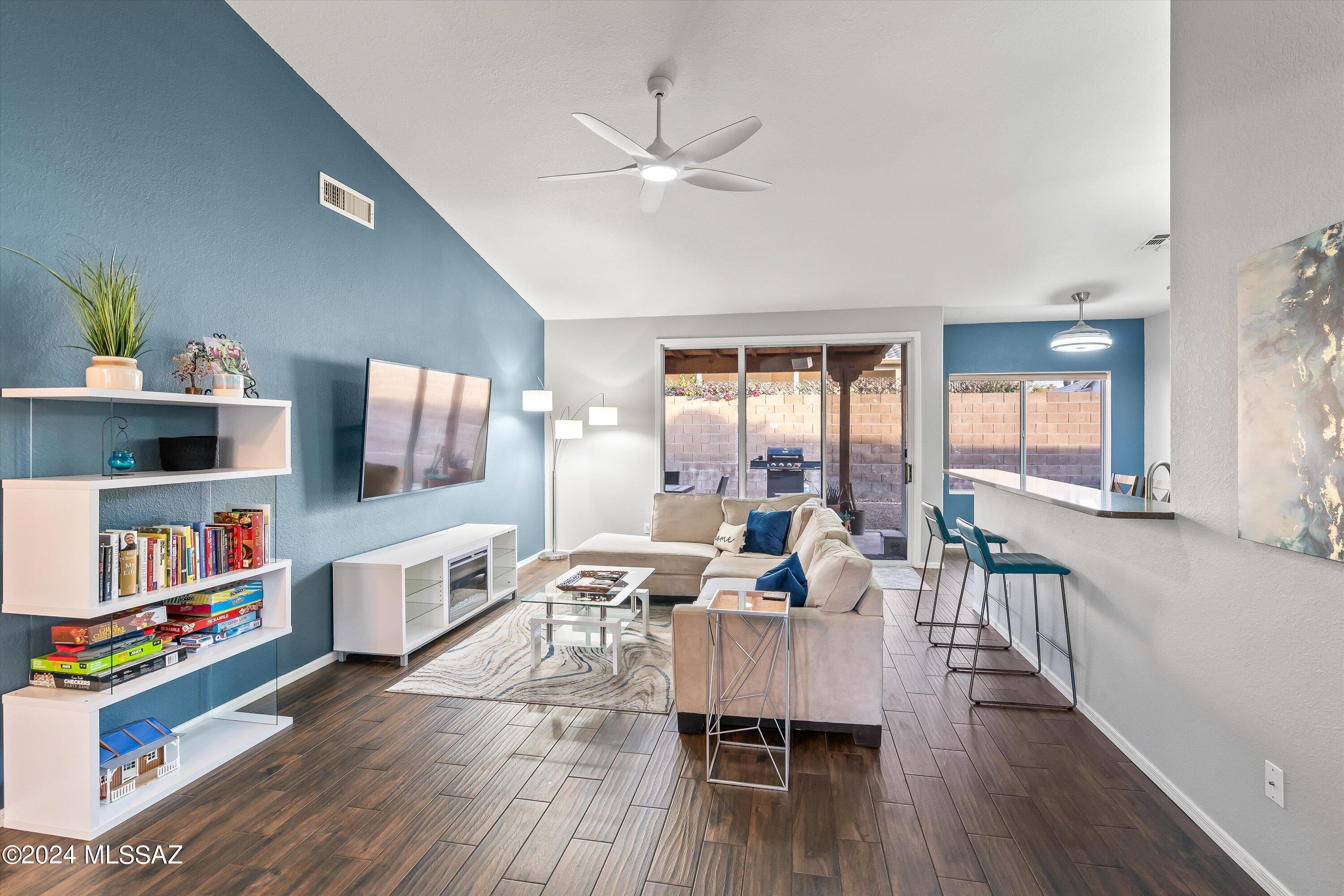 9940 E Coral Reef Way