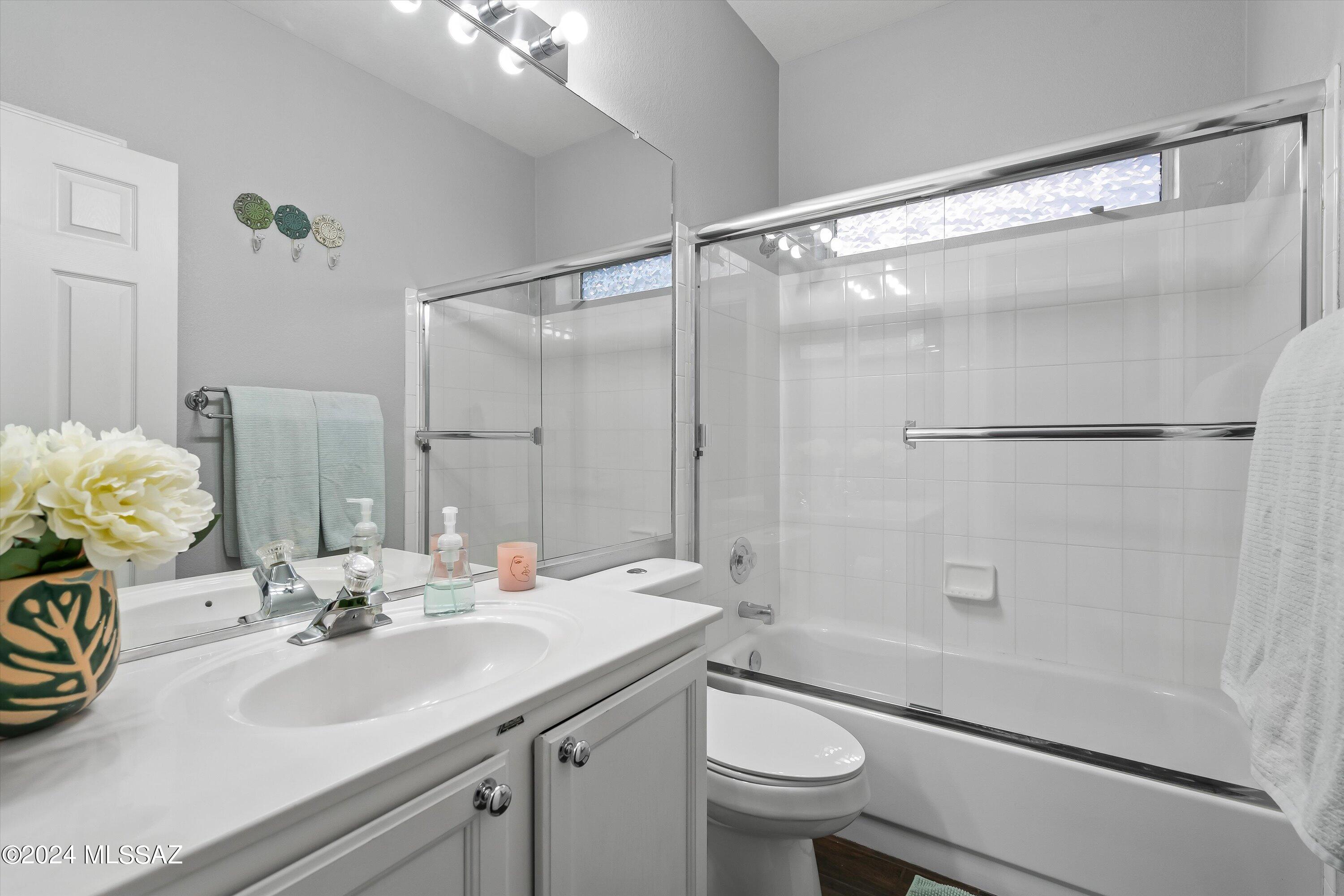 9940 E Coral Reef Way