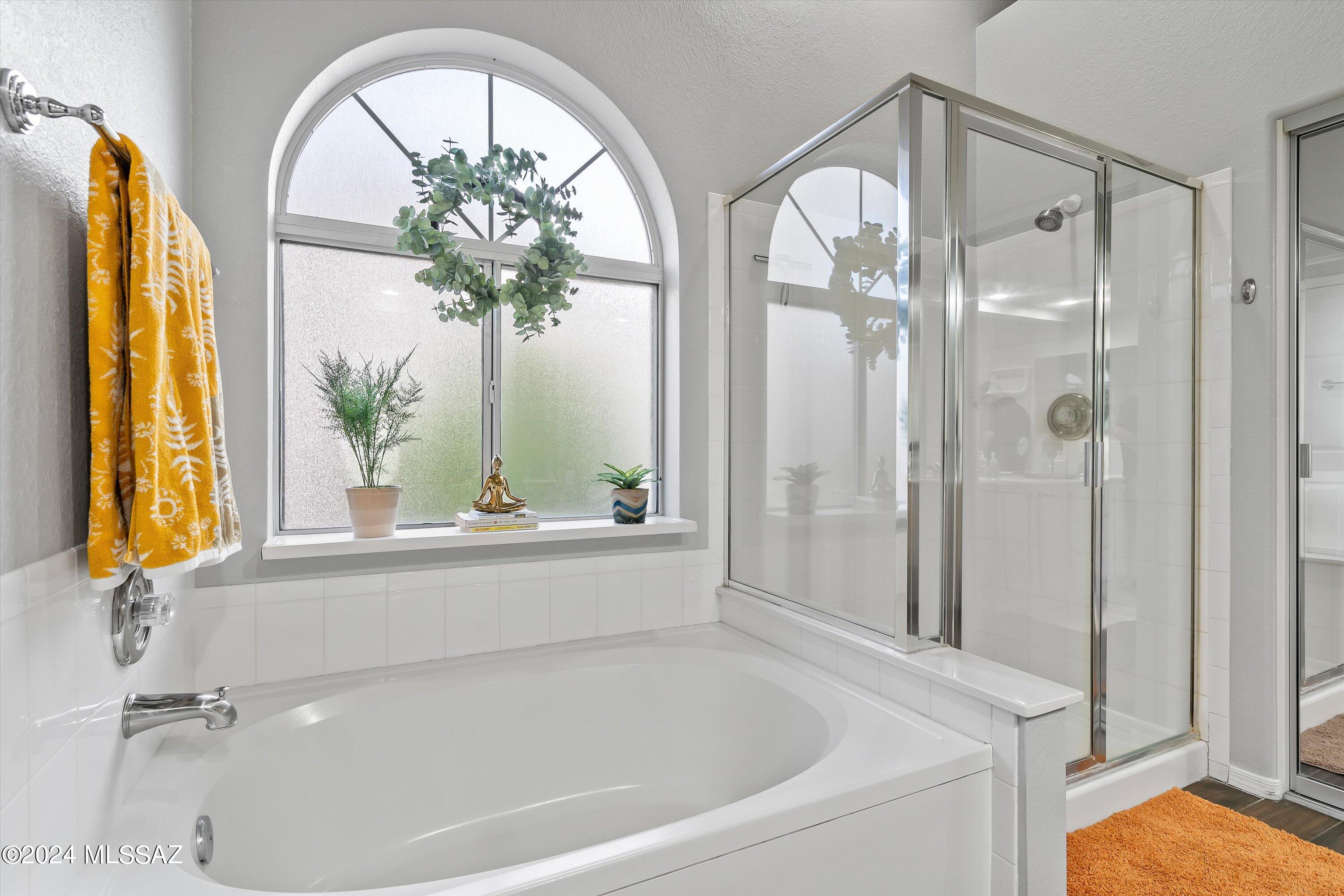 9940 E Coral Reef Way