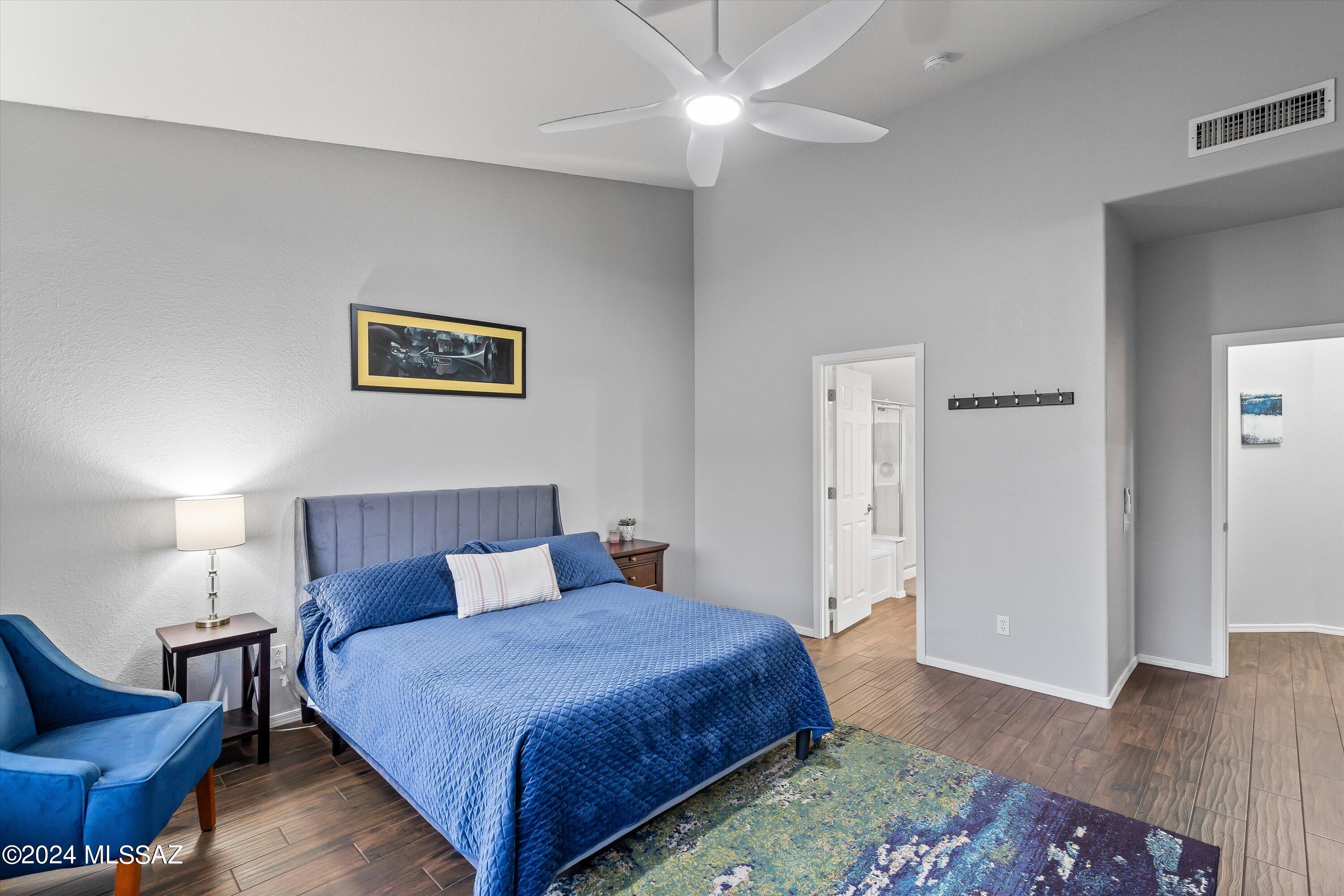 9940 E Coral Reef Way