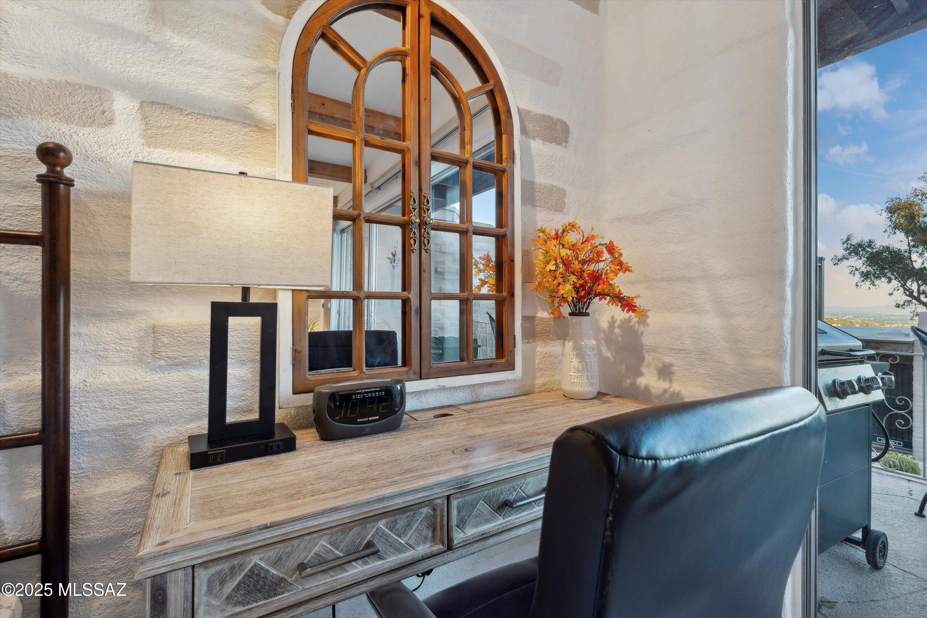 5251 E Mission Hill Drive Unit: 1&2
