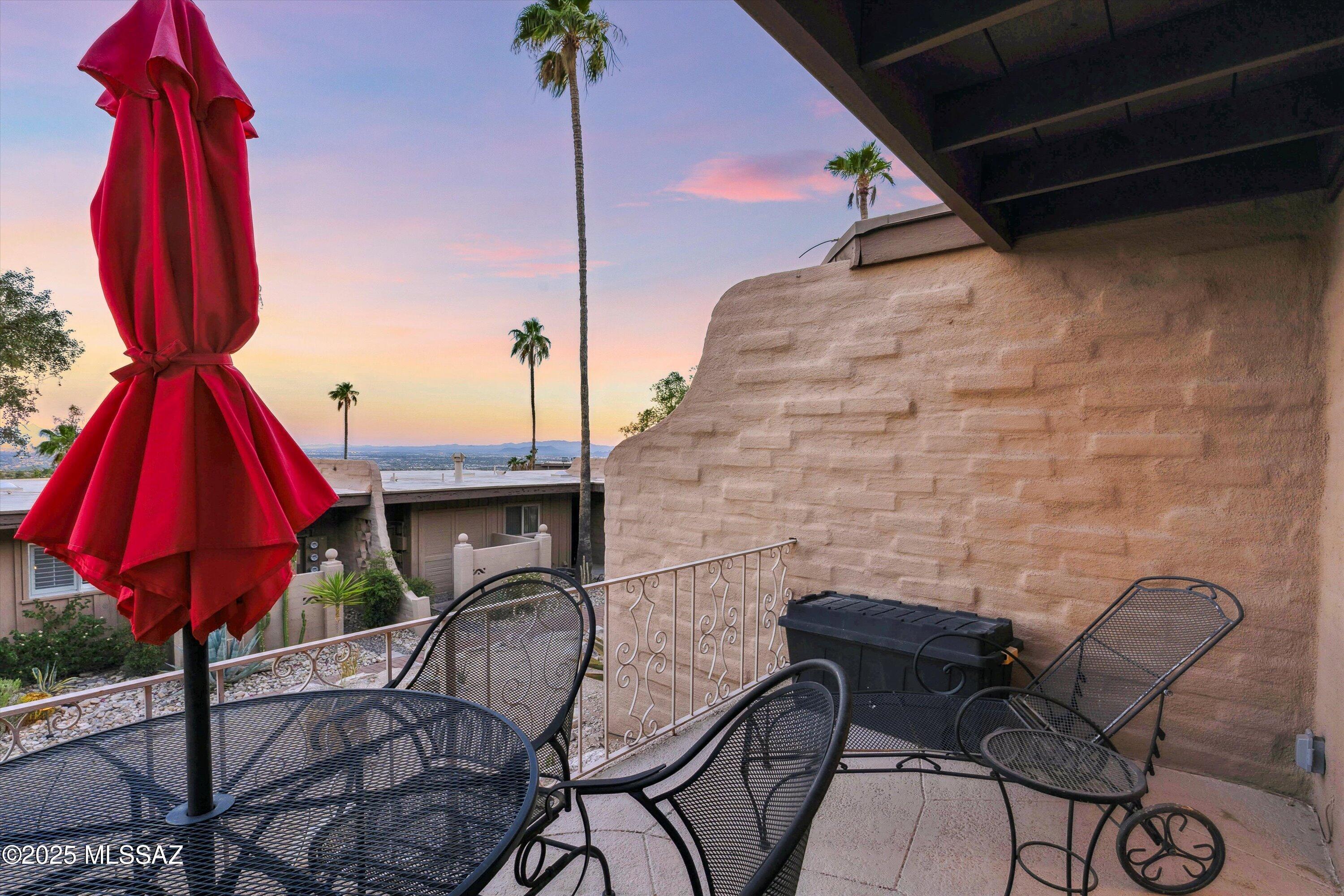 5251 E Mission Hill Drive Unit: 1&2