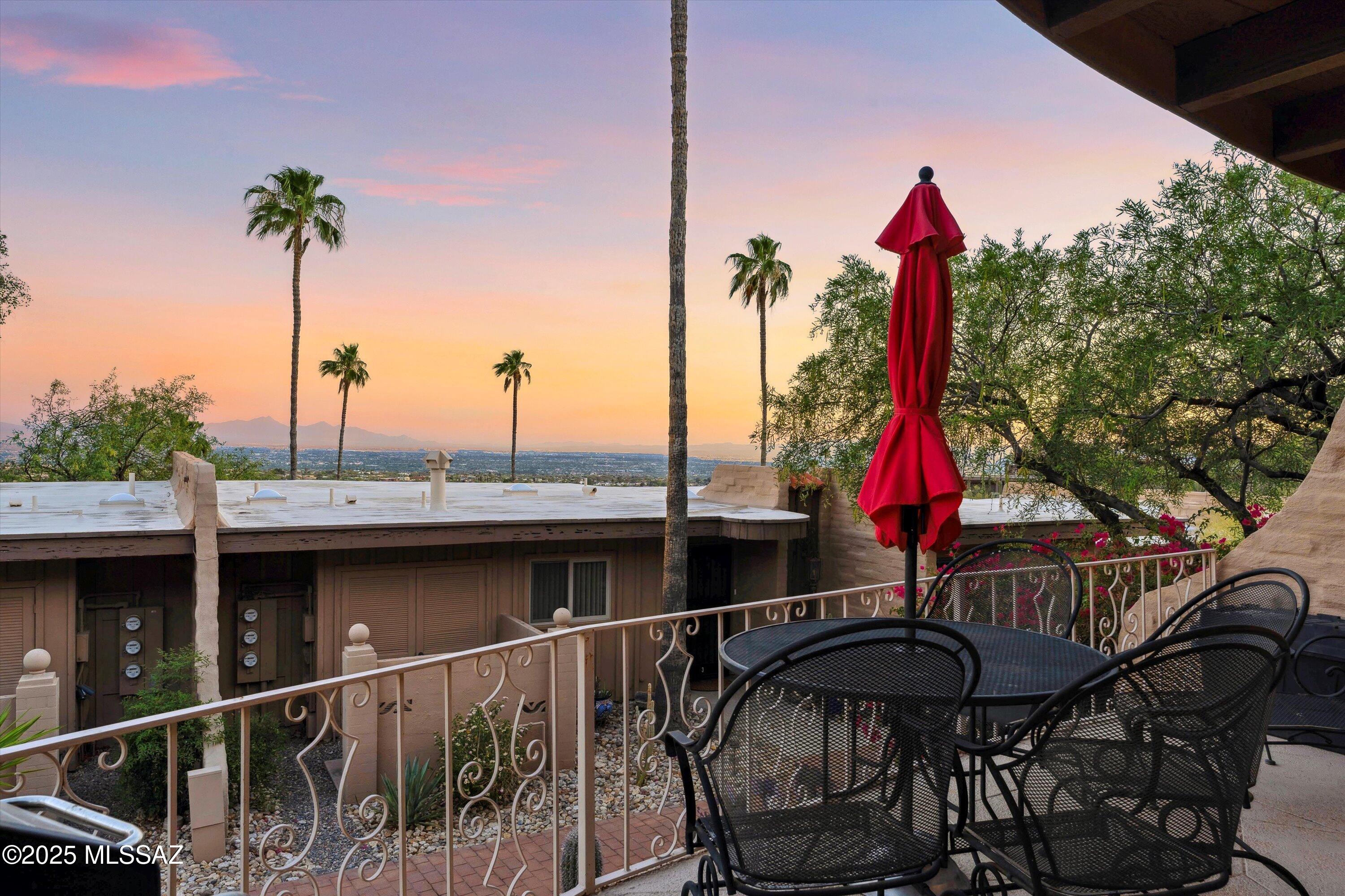 5251 E Mission Hill Drive Unit: 1&2