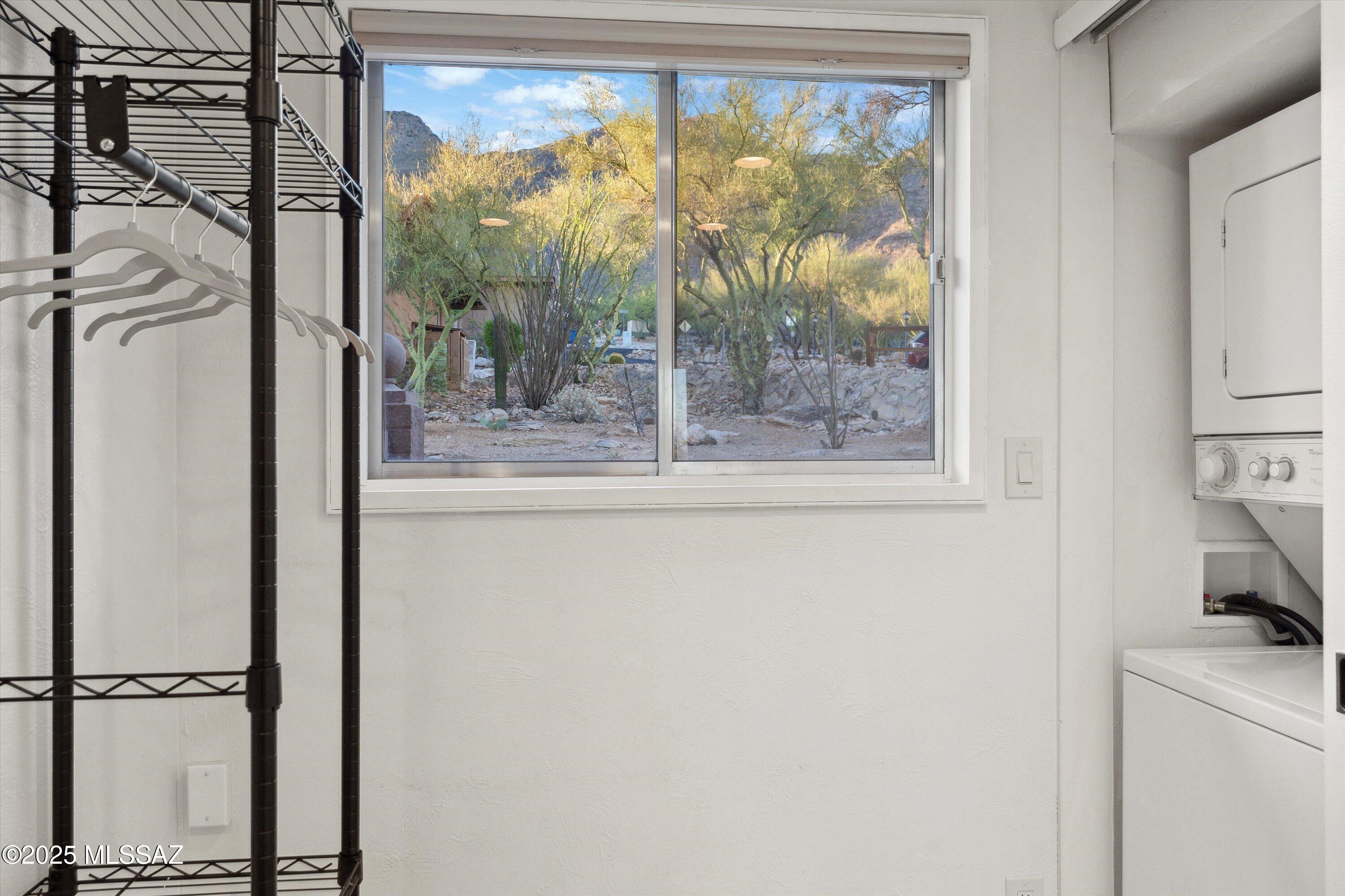 5251 E Mission Hill Drive Unit: 1&2