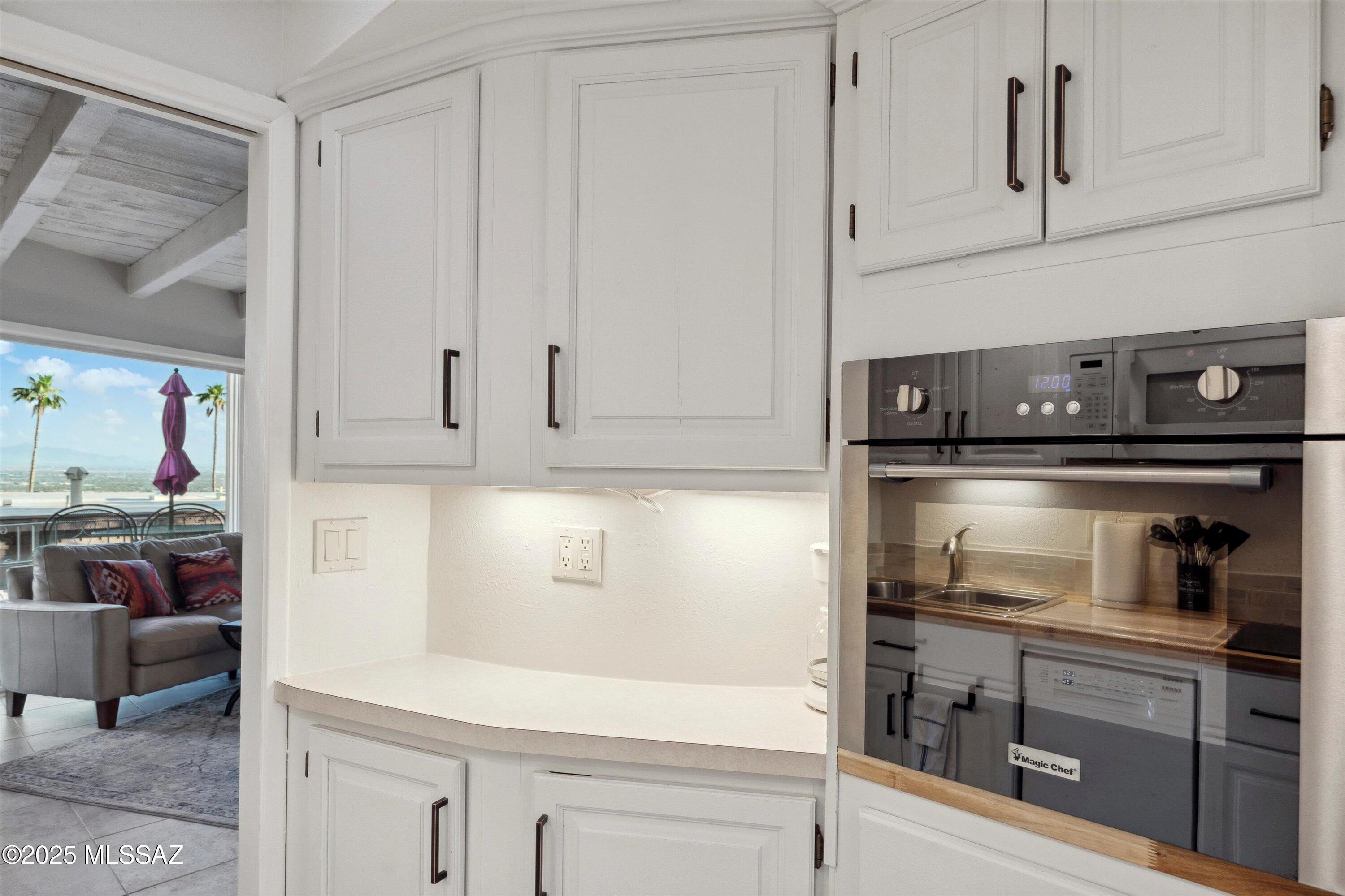 5251 E Mission Hill Drive Unit: 1&2