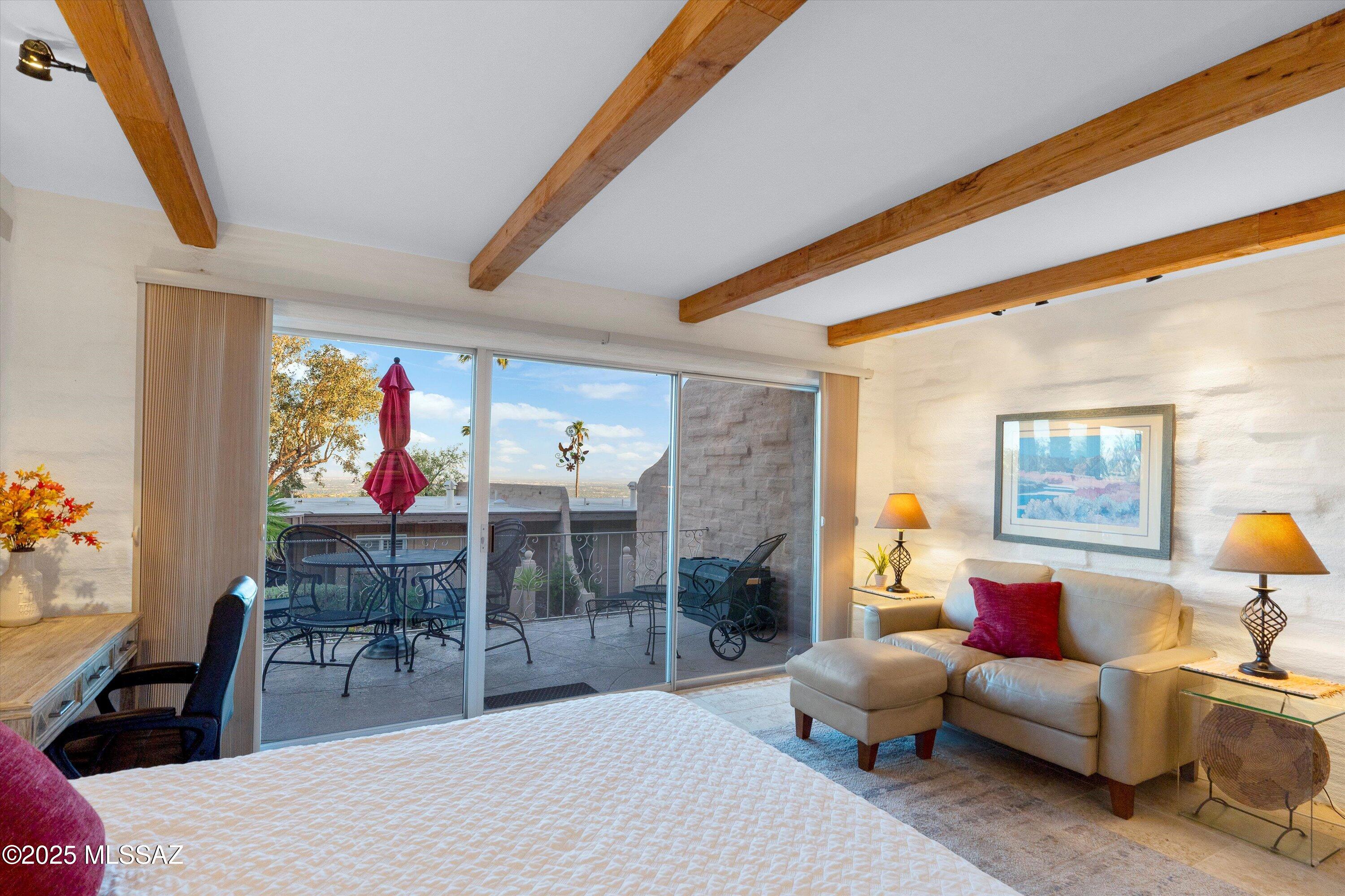 5251 E Mission Hill Drive Unit: 1&2